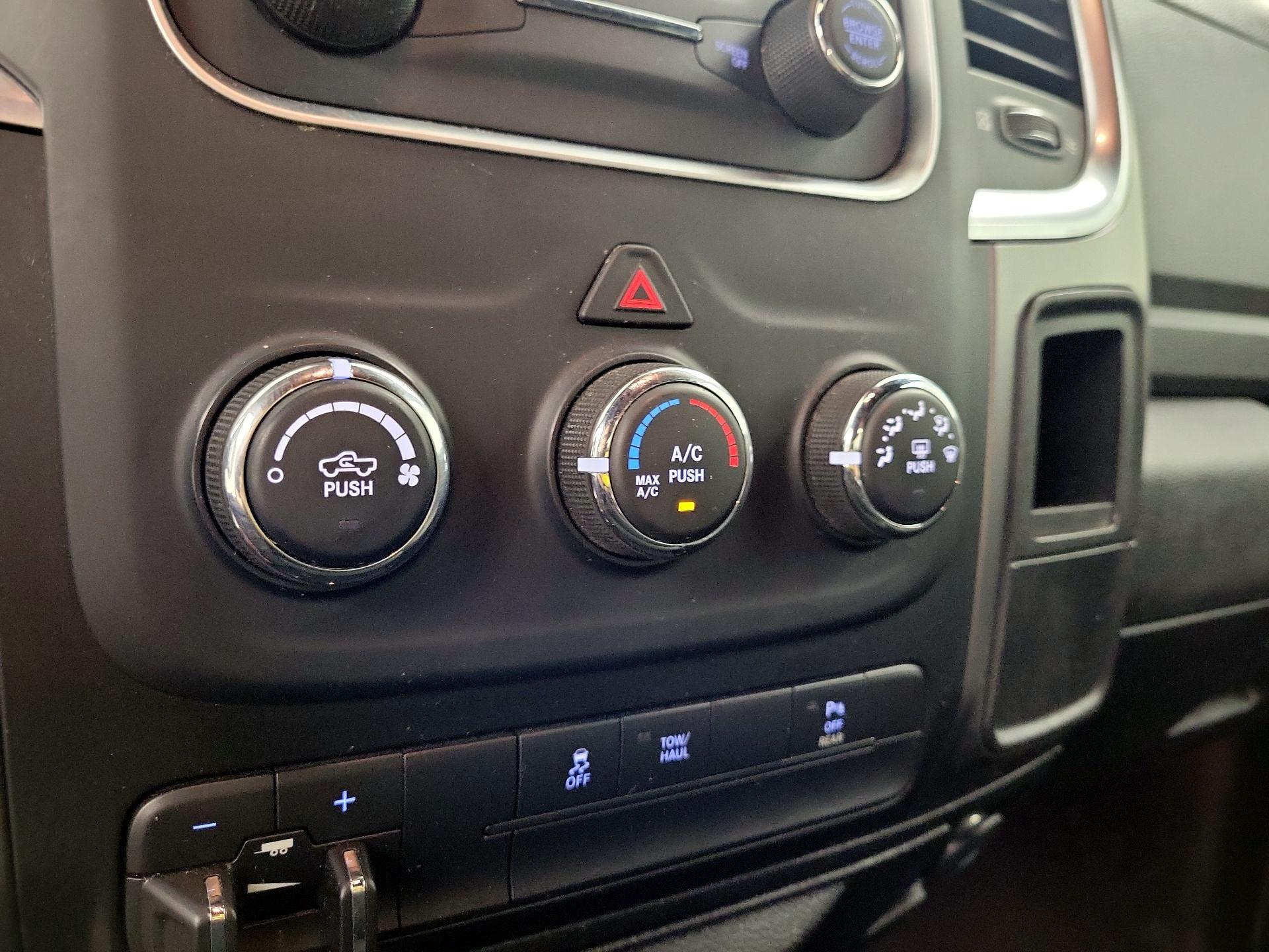 Thumbnail: 2021 RAM 1500 Classic - 16