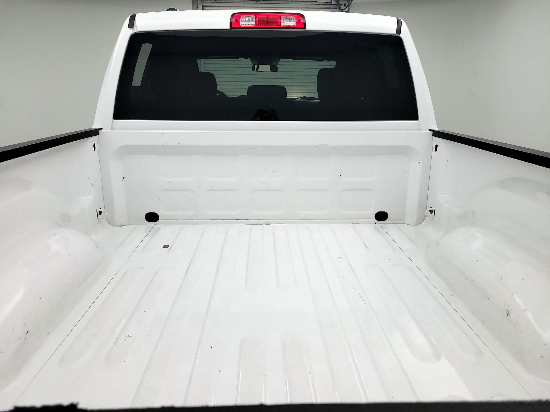 Thumbnail: 2021 RAM 1500 Classic - 20