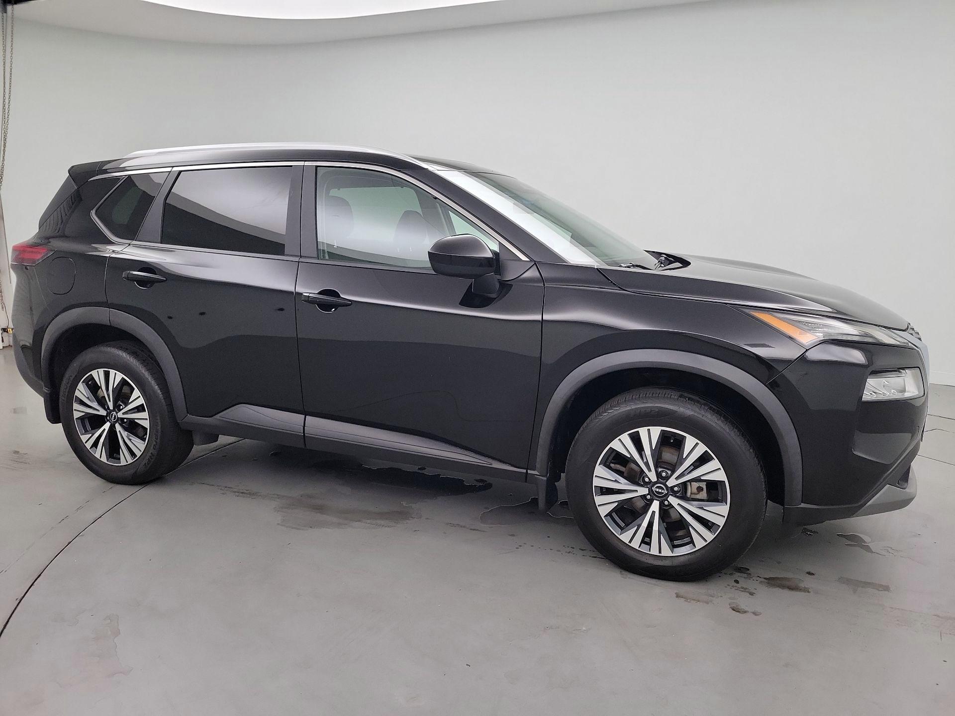 Thumbnail: 2023 Nissan Rogue - 4