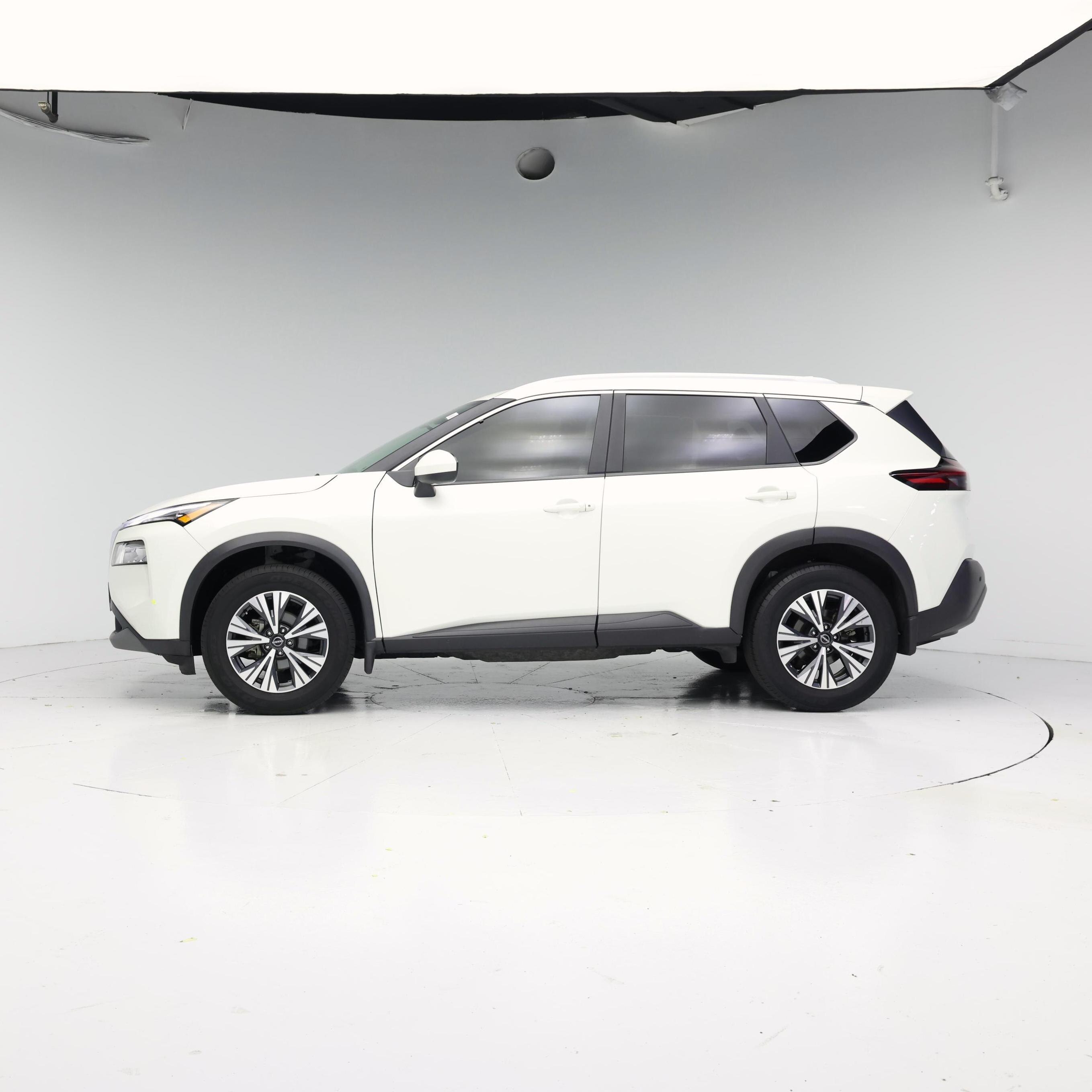 Thumbnail: 2023 Nissan Rogue - 3