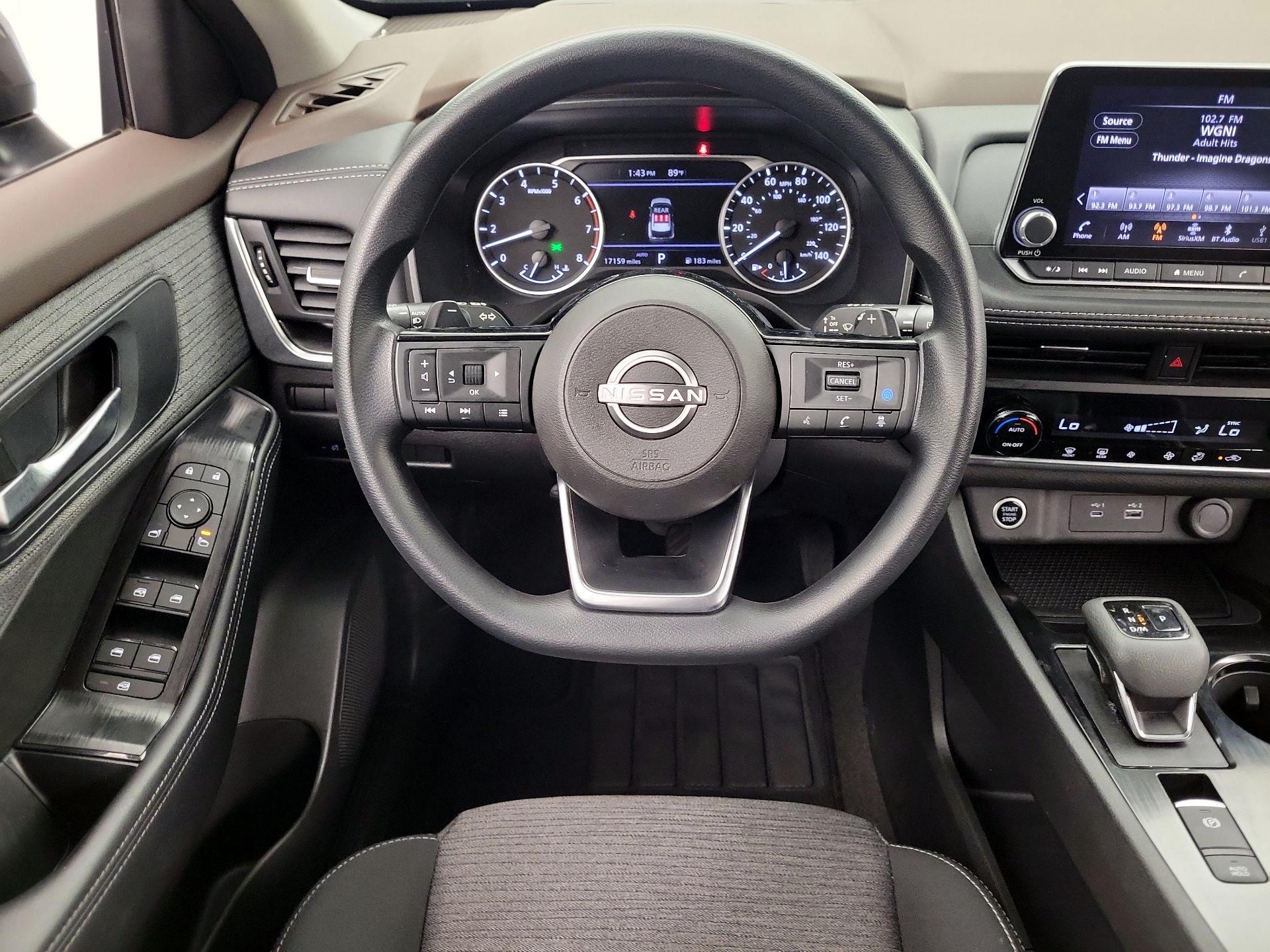 Thumbnail: 2023 Nissan Rogue - 10