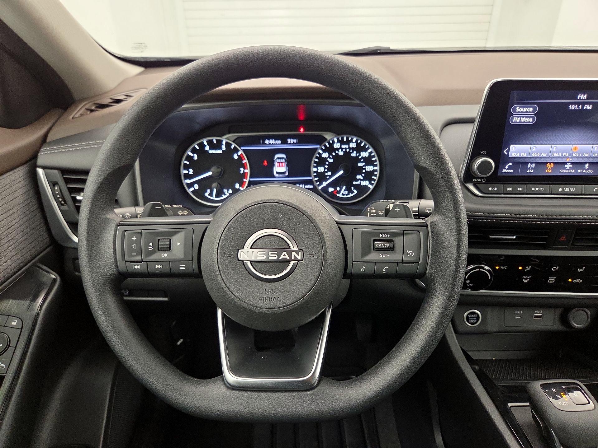 Thumbnail: 2023 Nissan Rogue - 10
