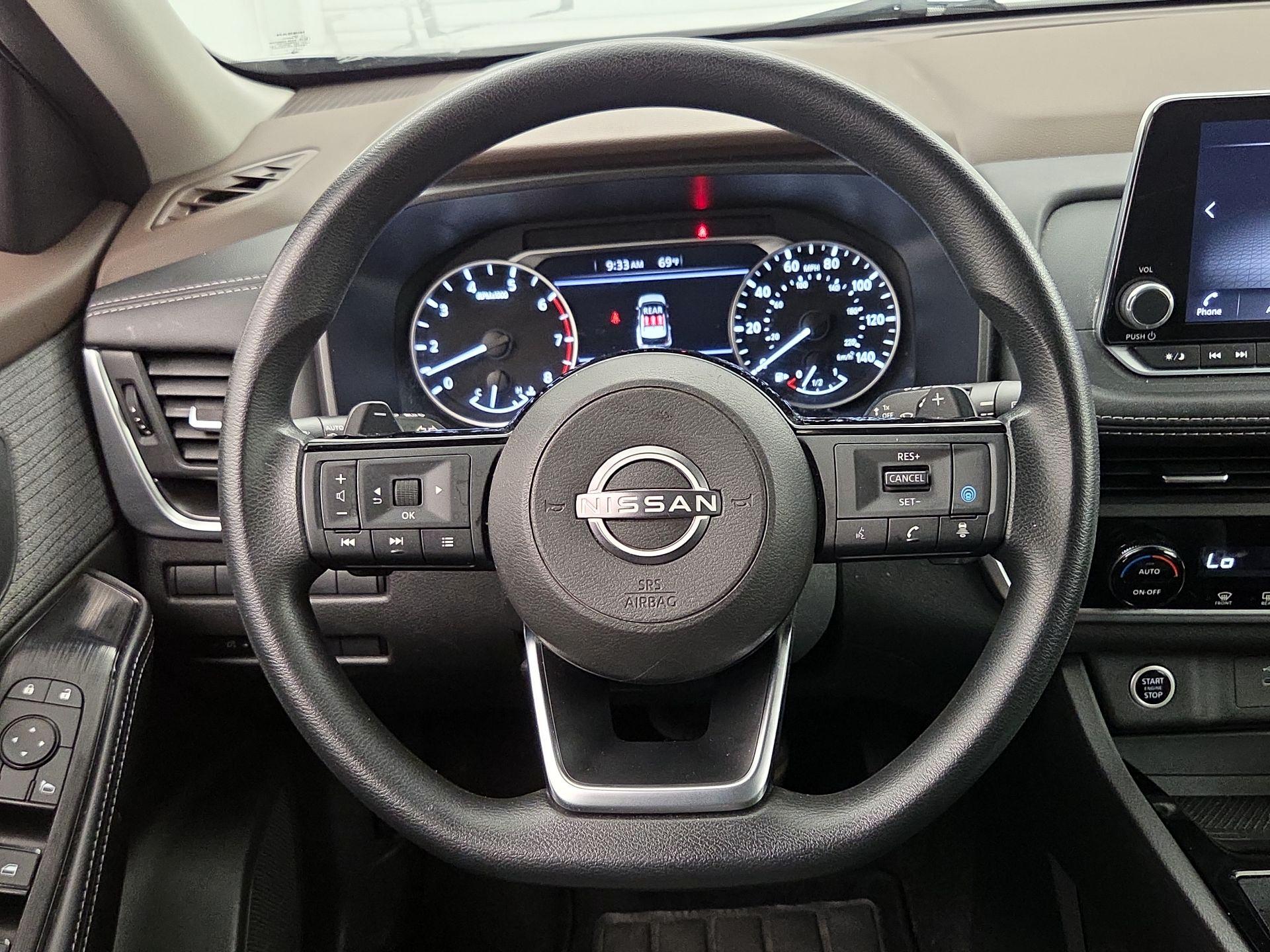 Thumbnail: 2023 Nissan Rogue - 10