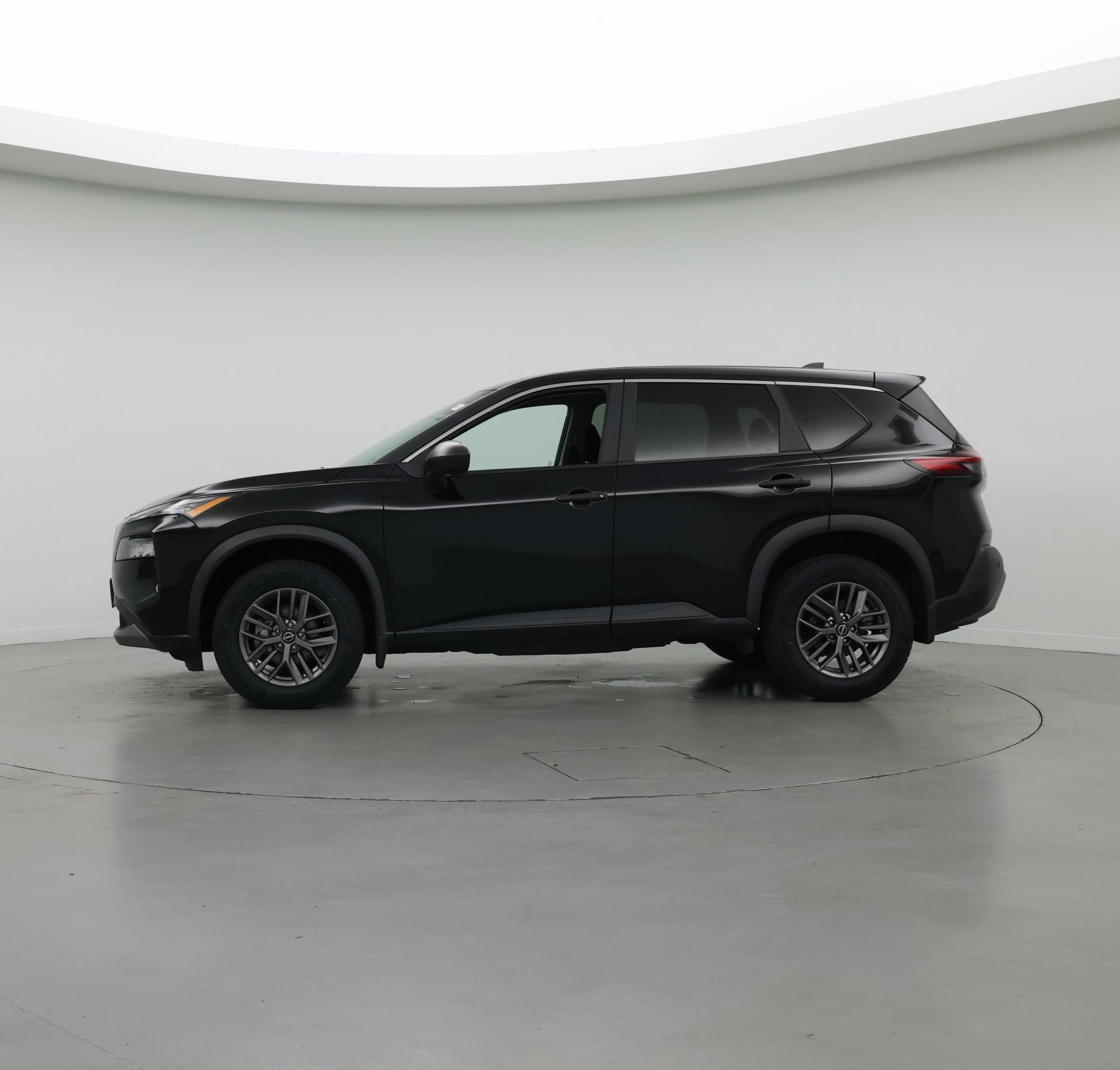 Thumbnail: 2023 Nissan Rogue - 3