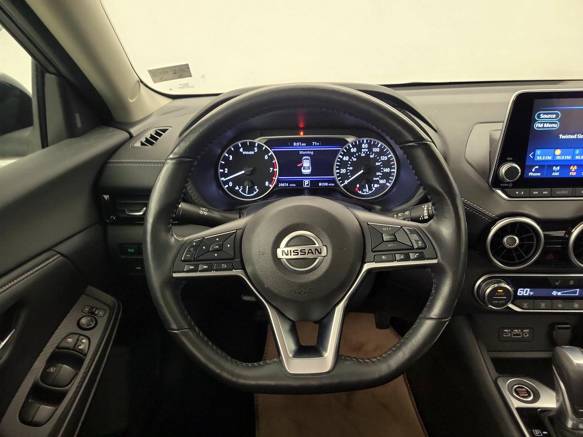 Thumbnail: 2023 Nissan Sentra - 10