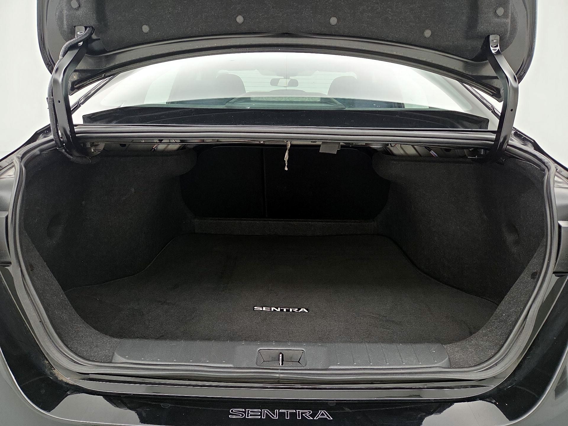 Thumbnail: 2024 Nissan Sentra - 20