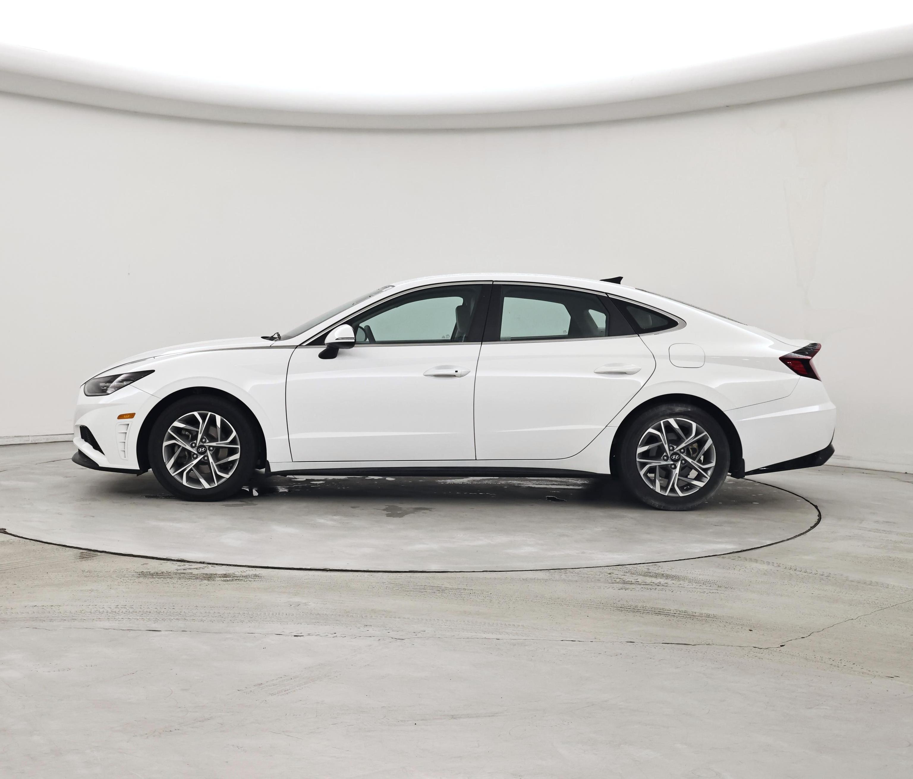 Thumbnail: 2023 Hyundai Sonata - 3