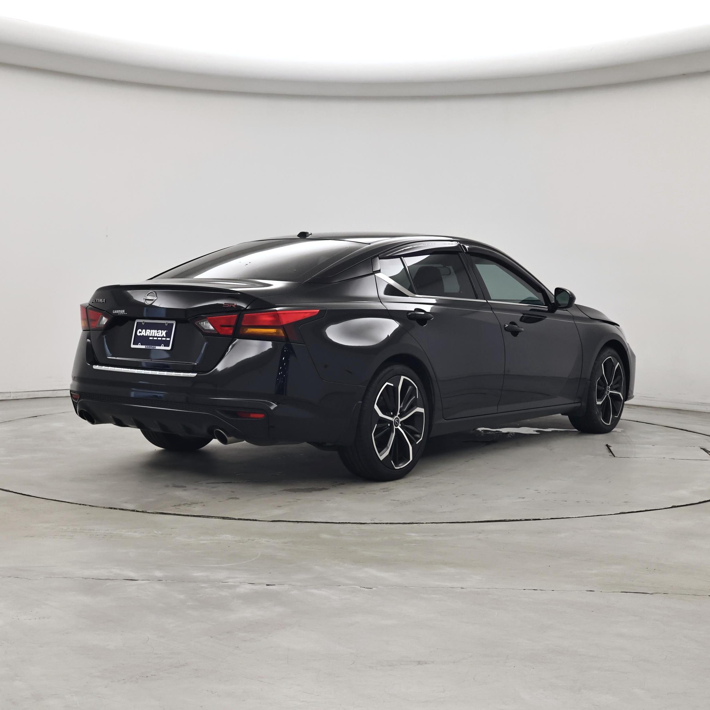 Thumbnail: 2023 Nissan Altima - 8