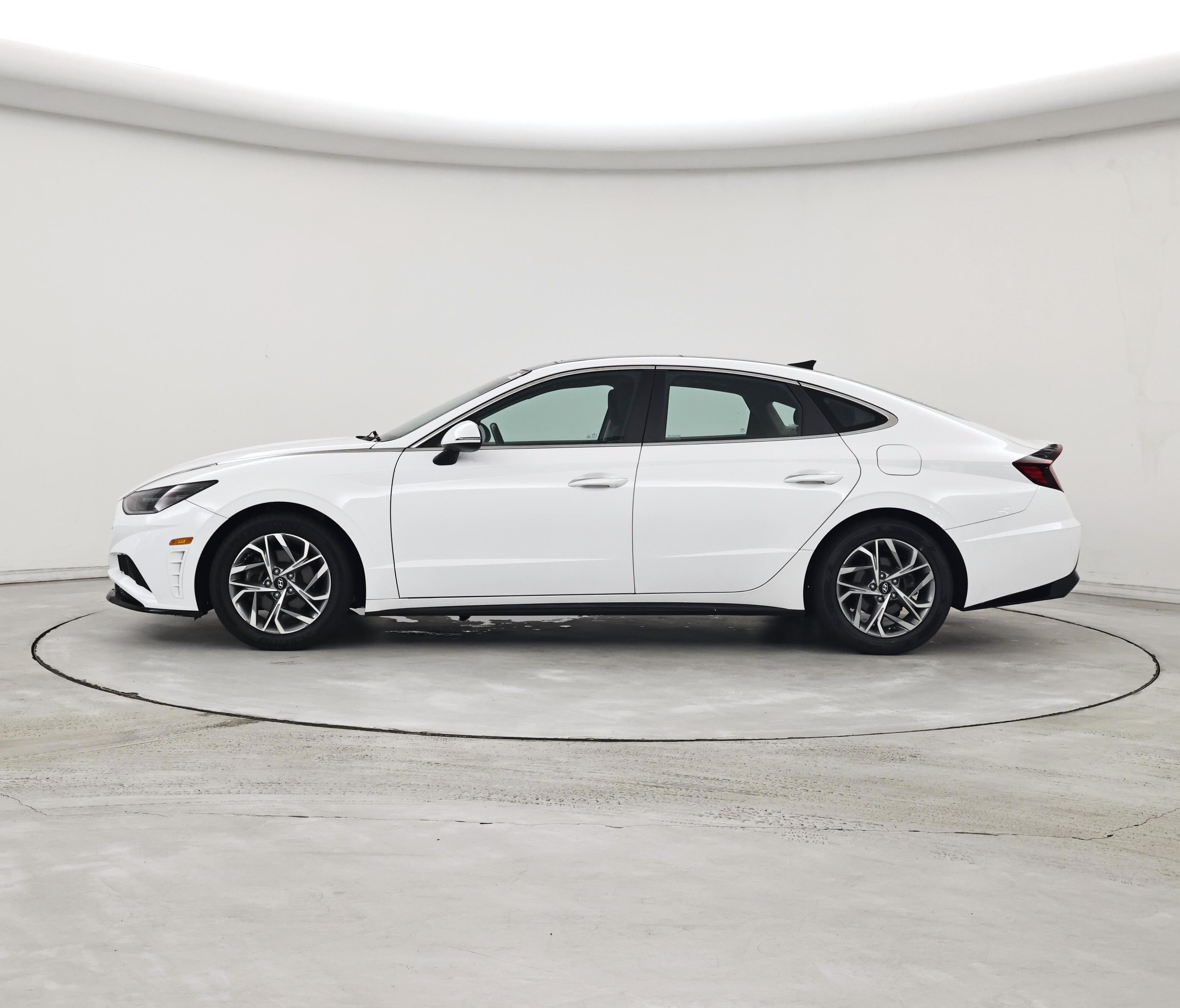 Thumbnail: 2023 Hyundai Sonata - 3