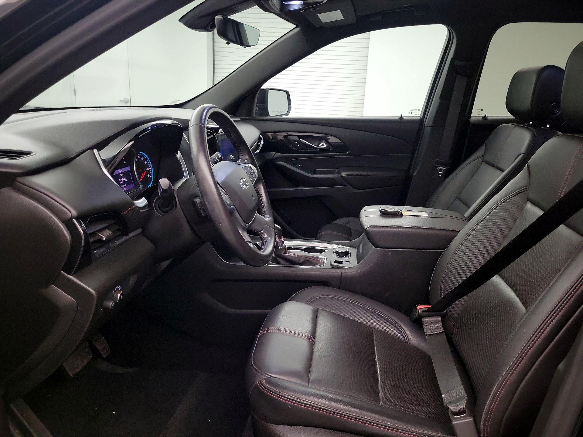 Thumbnail: 2022 Chevrolet Traverse - 9