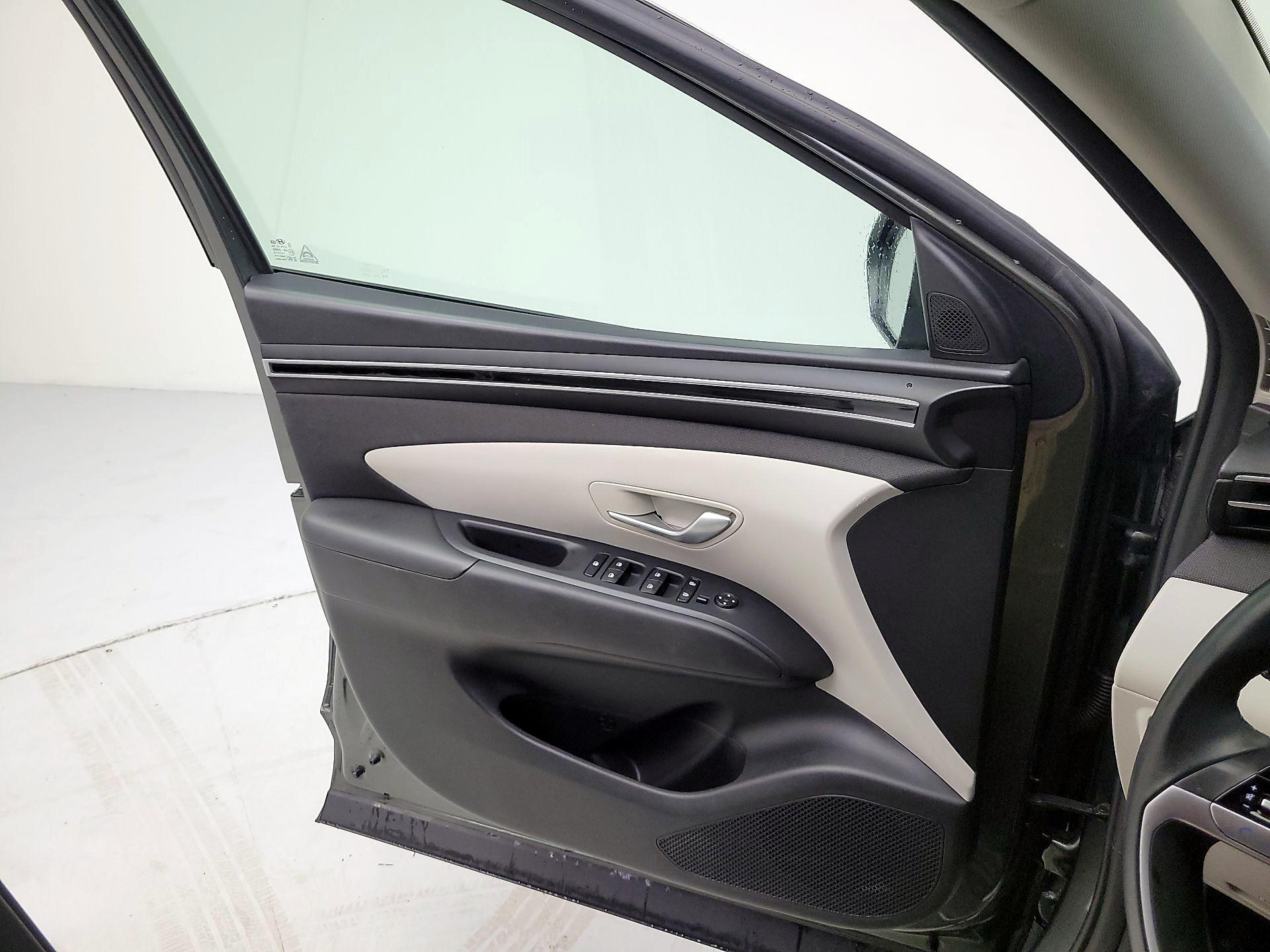 Thumbnail: 2023 Hyundai Tucson - 12