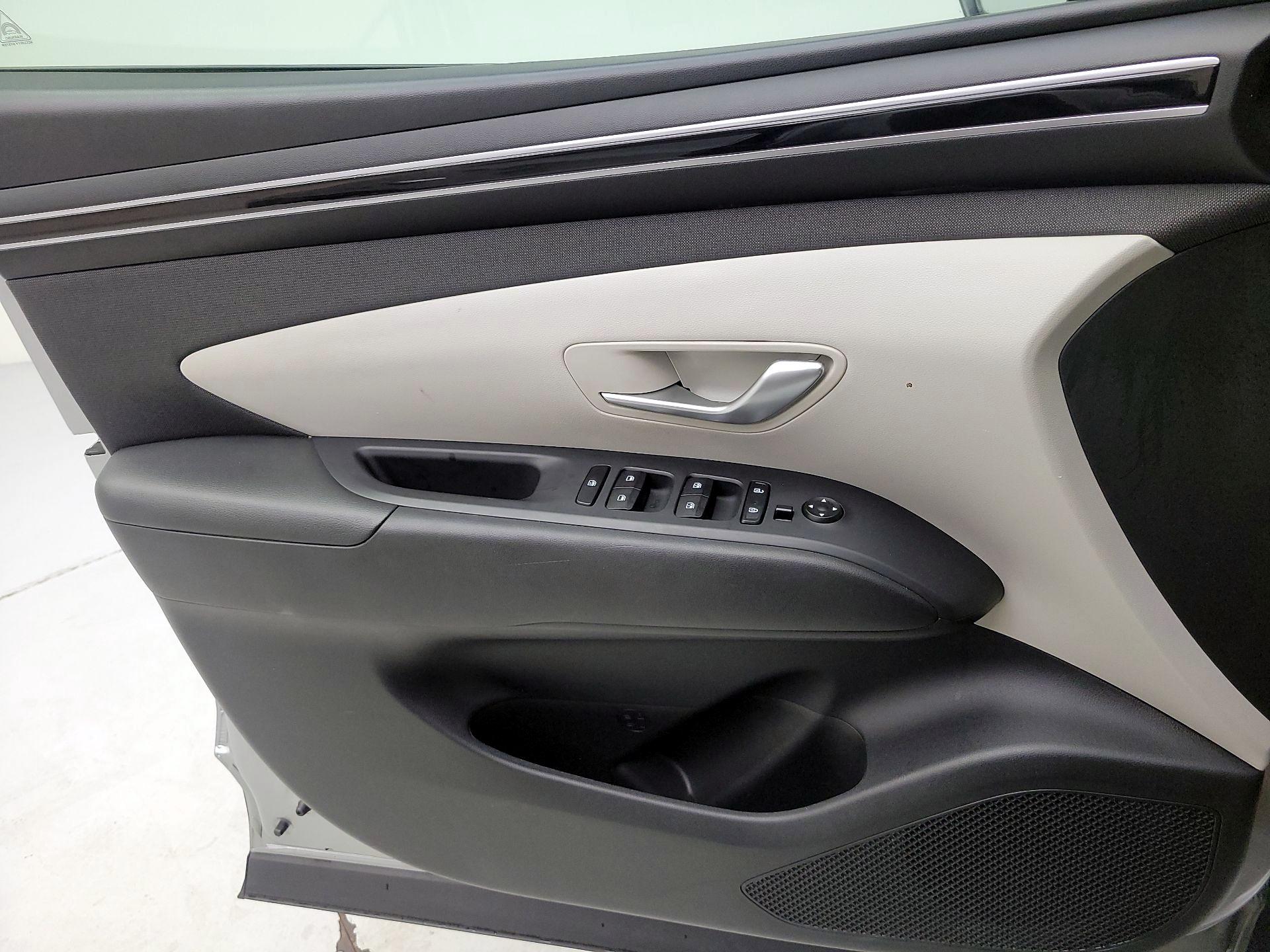Thumbnail: 2023 Hyundai Tucson - 12