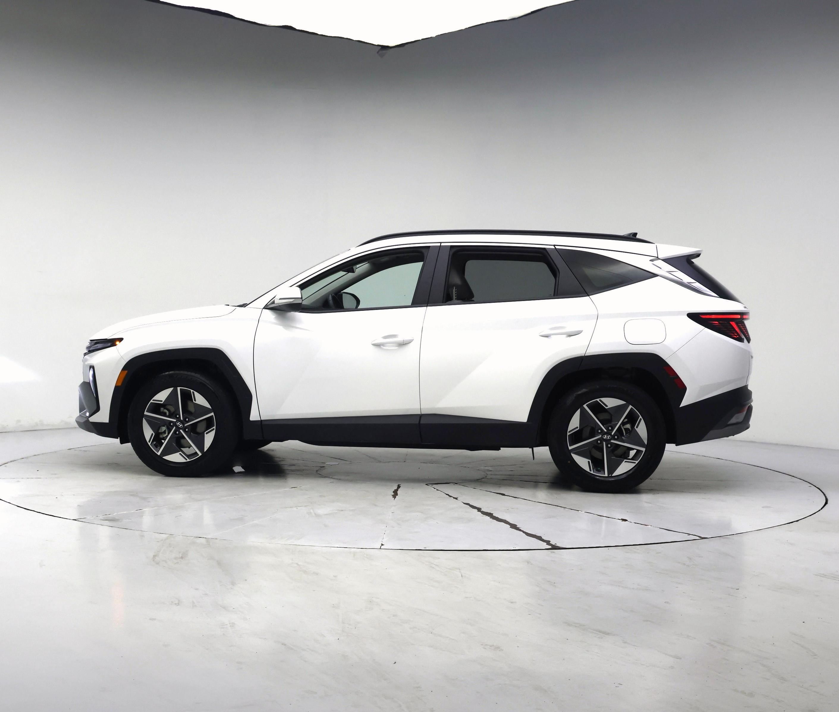 Thumbnail: 2025 Hyundai Tucson - 3
