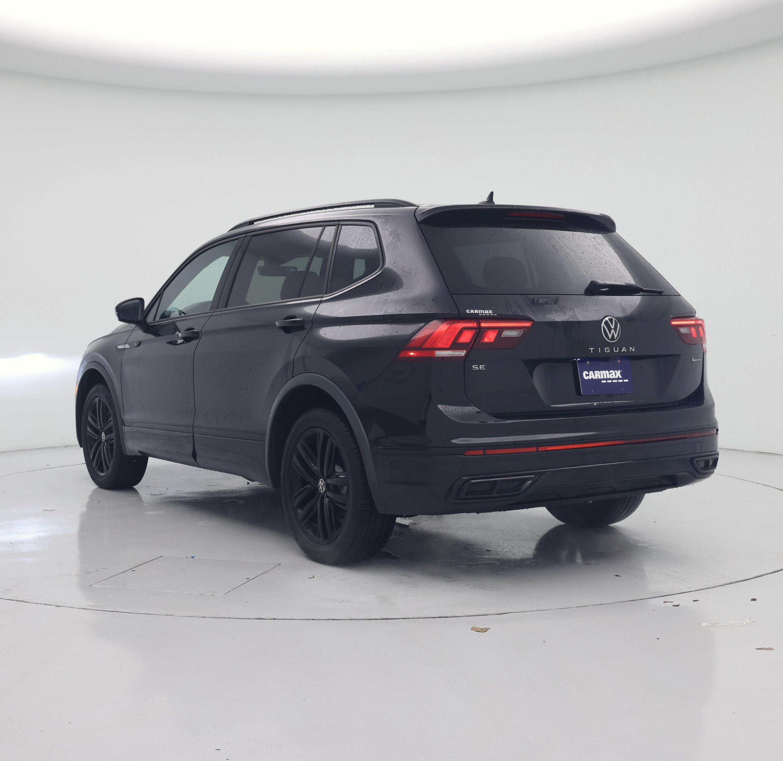 Thumbnail: 2022 Volkswagen Tiguan - 2