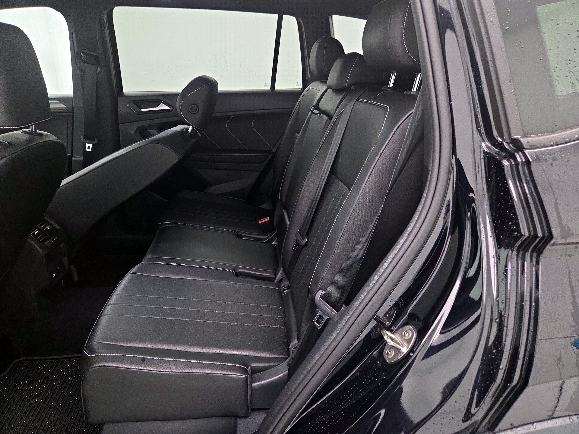 Thumbnail: 2022 Volkswagen Tiguan - 20