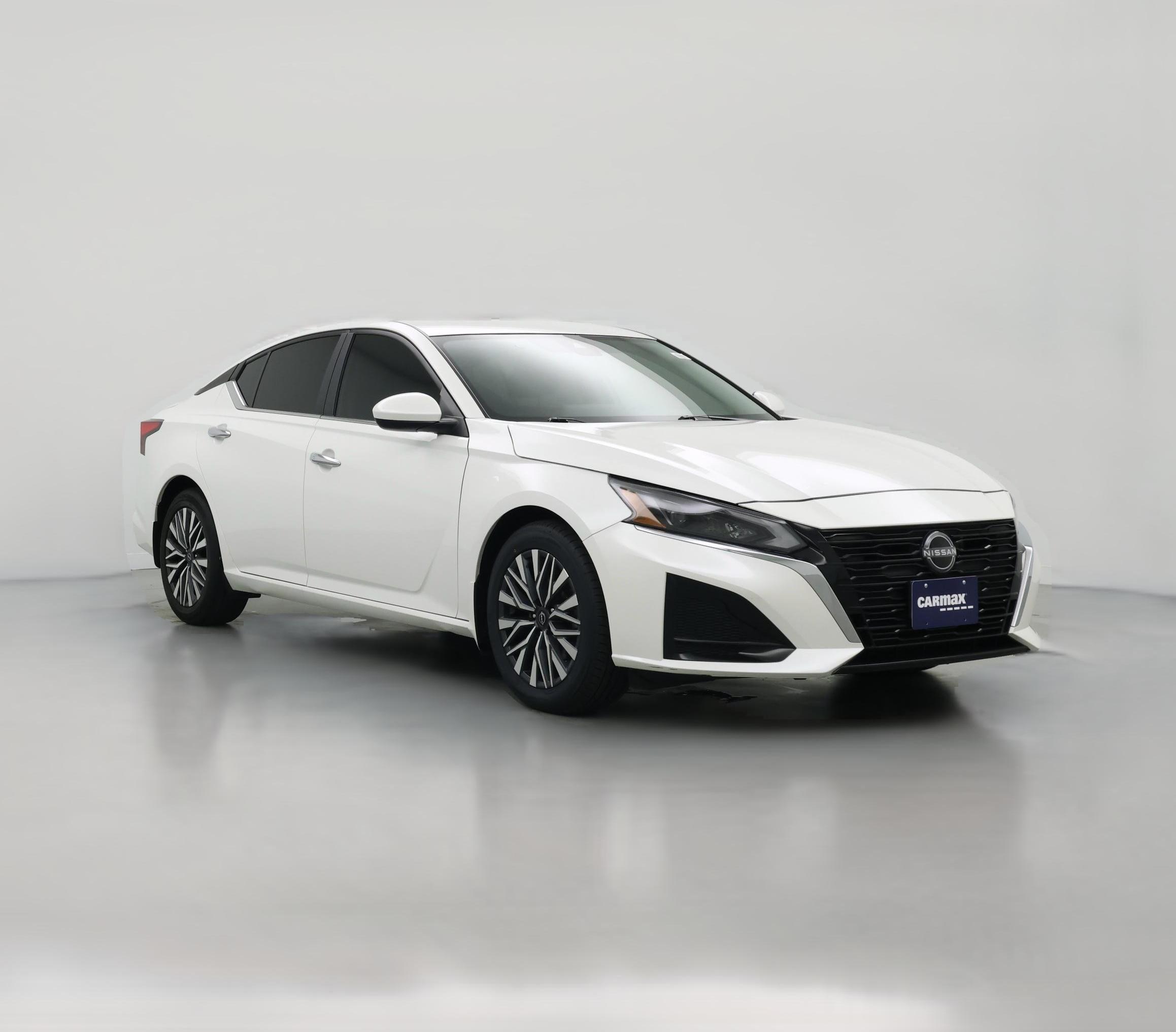 Thumbnail: 2024 Nissan Altima - 1