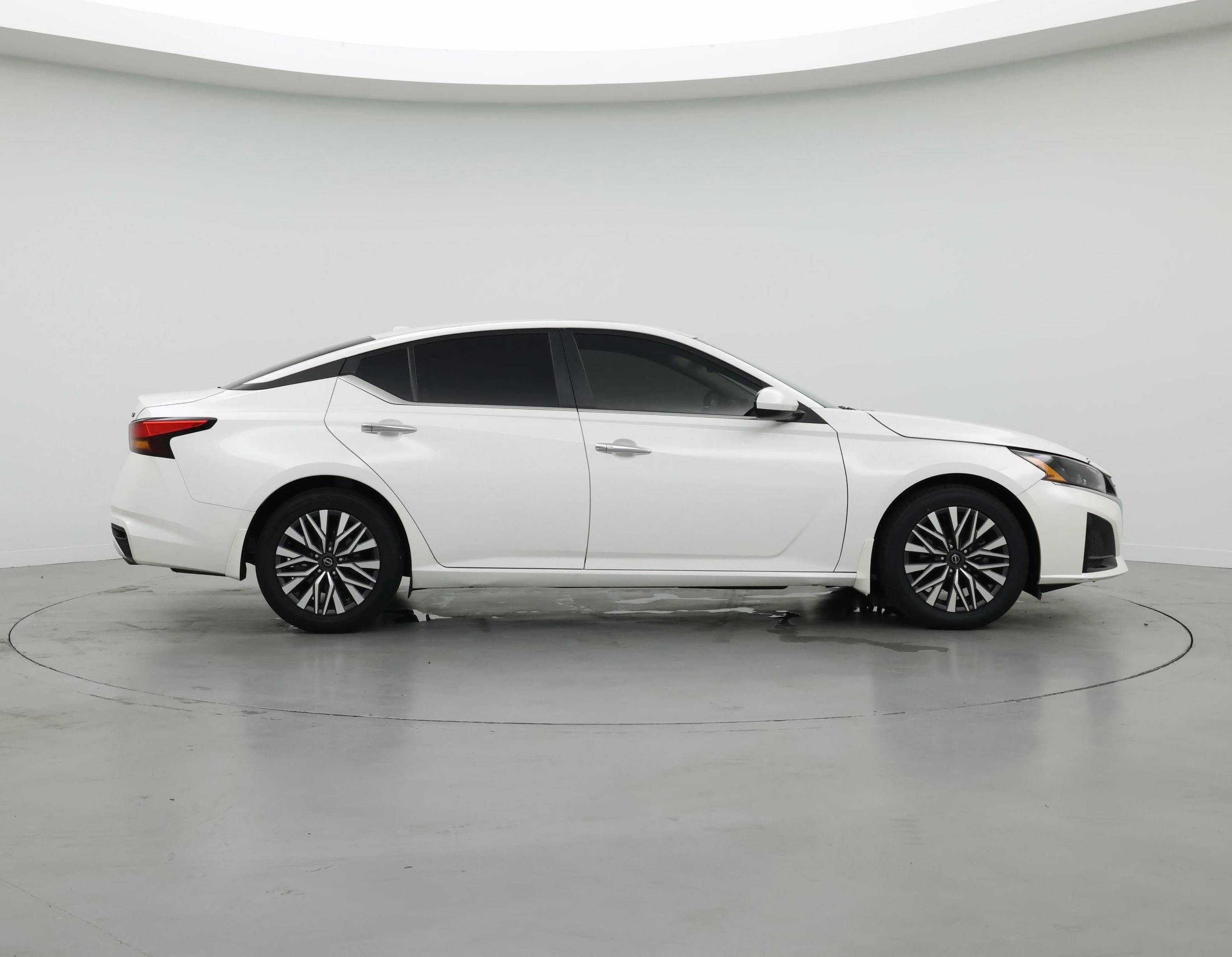 Thumbnail: 2024 Nissan Altima - 7