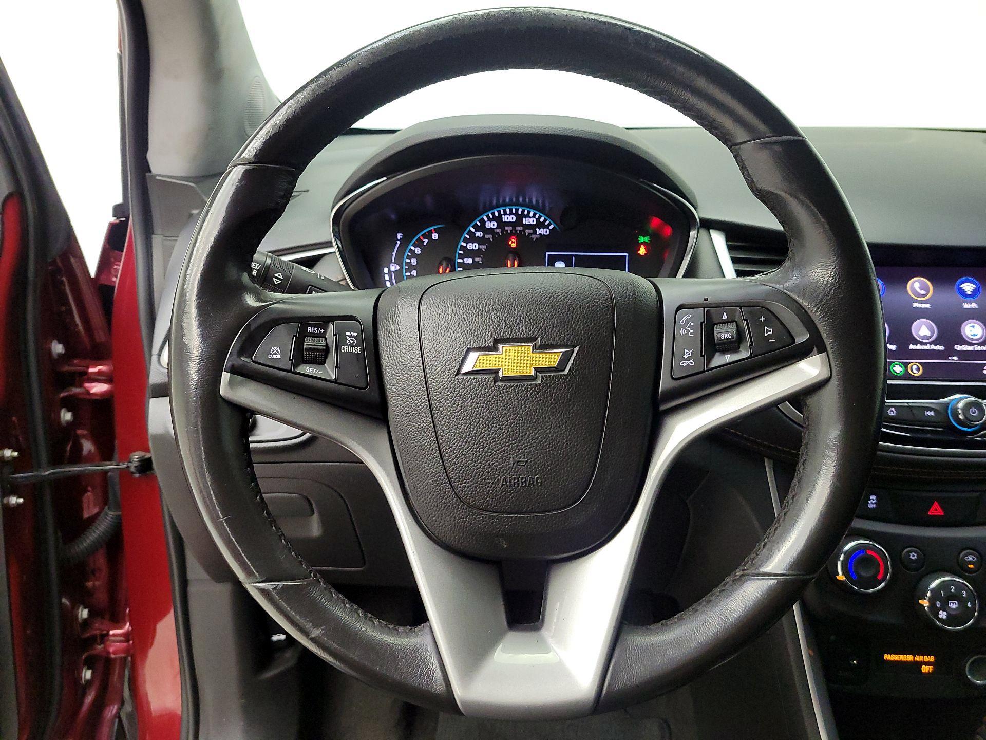 Thumbnail: 2022 Chevrolet Trax - 10