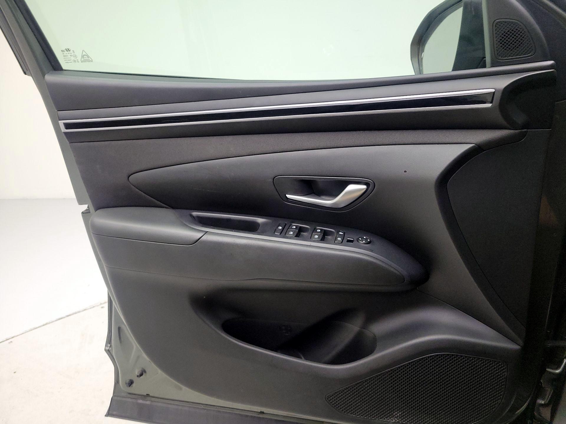 Thumbnail: 2023 Hyundai Tucson - 12