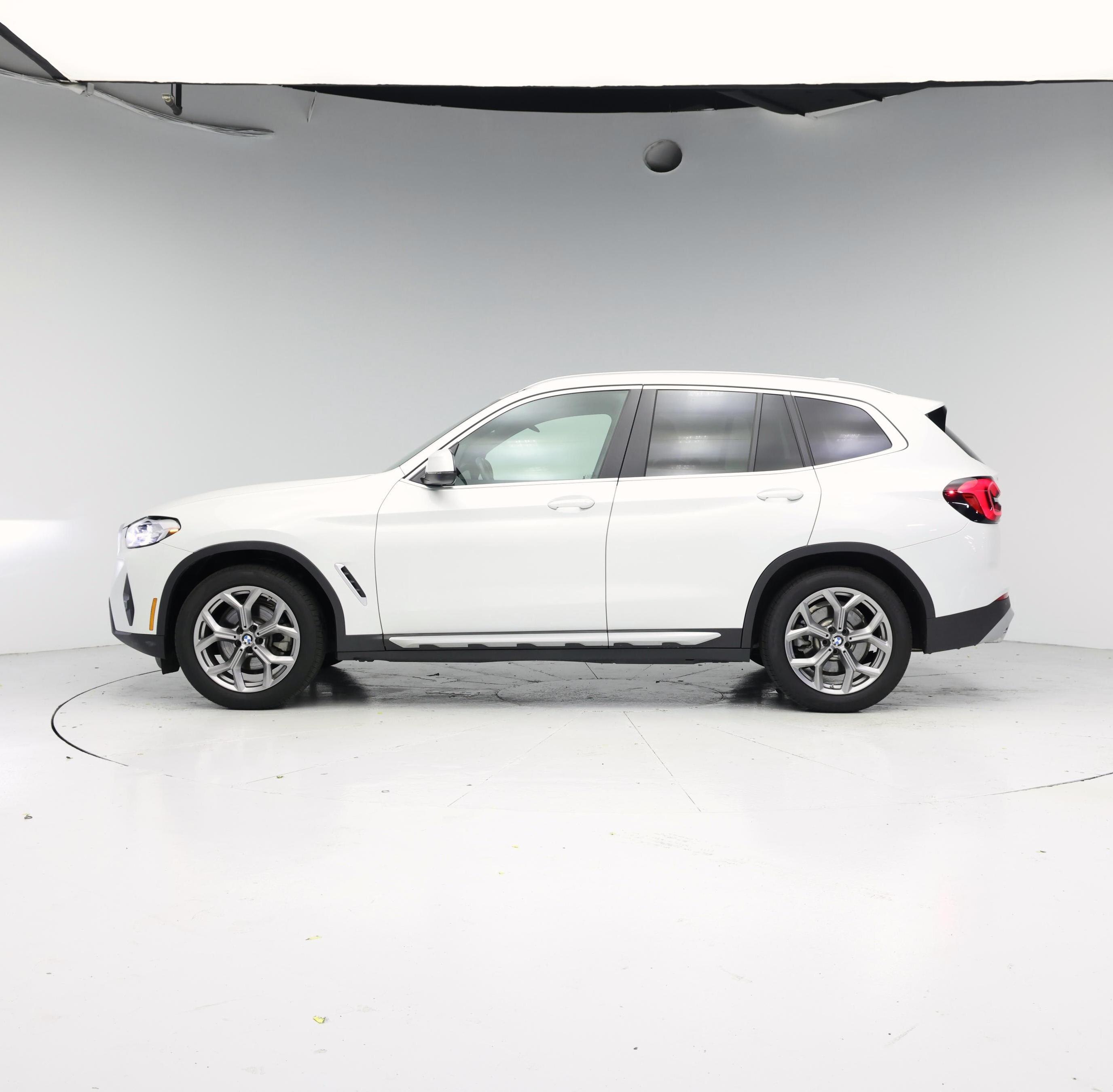 Thumbnail: 2023 BMW X3 - 3
