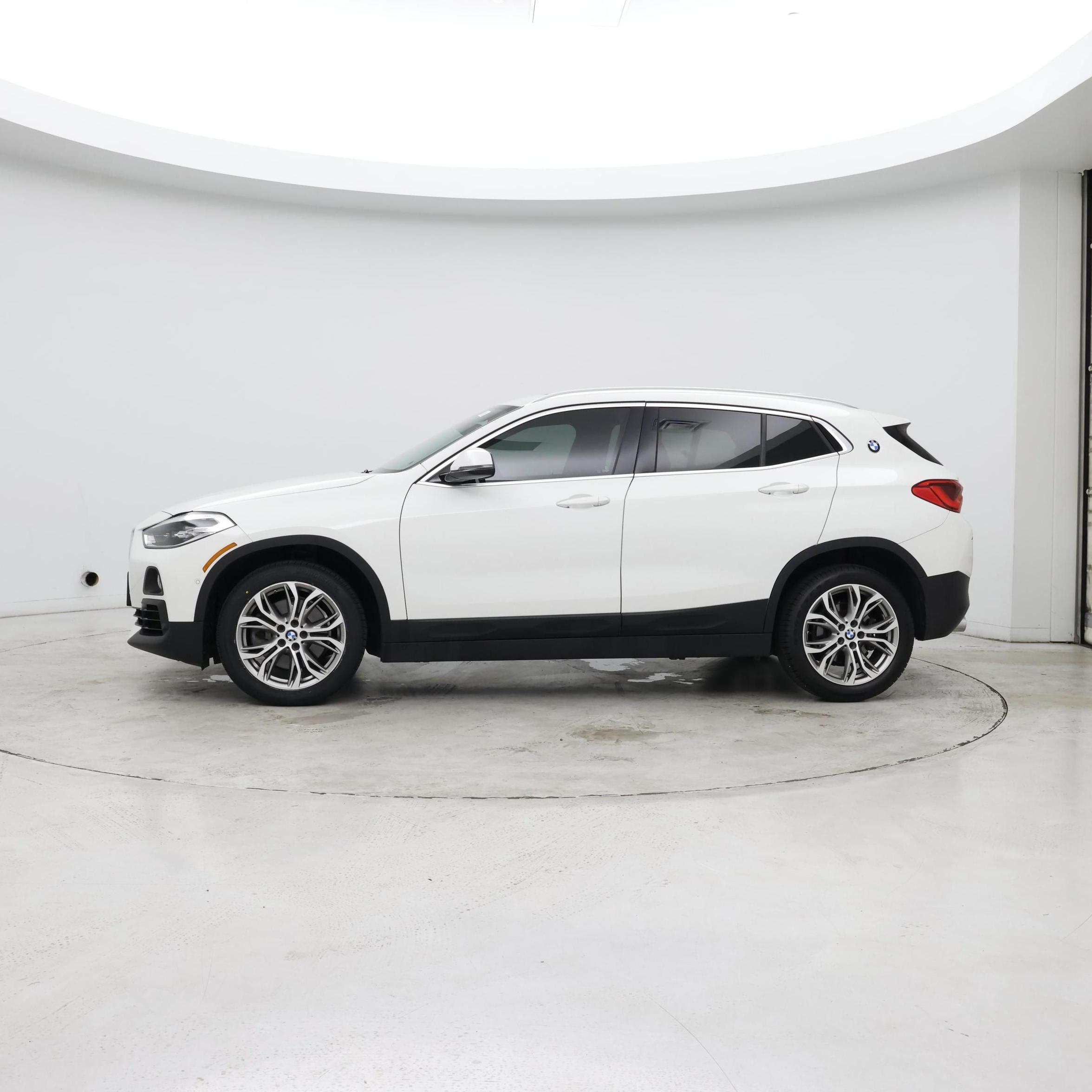 Thumbnail: 2020 BMW X2 - 2