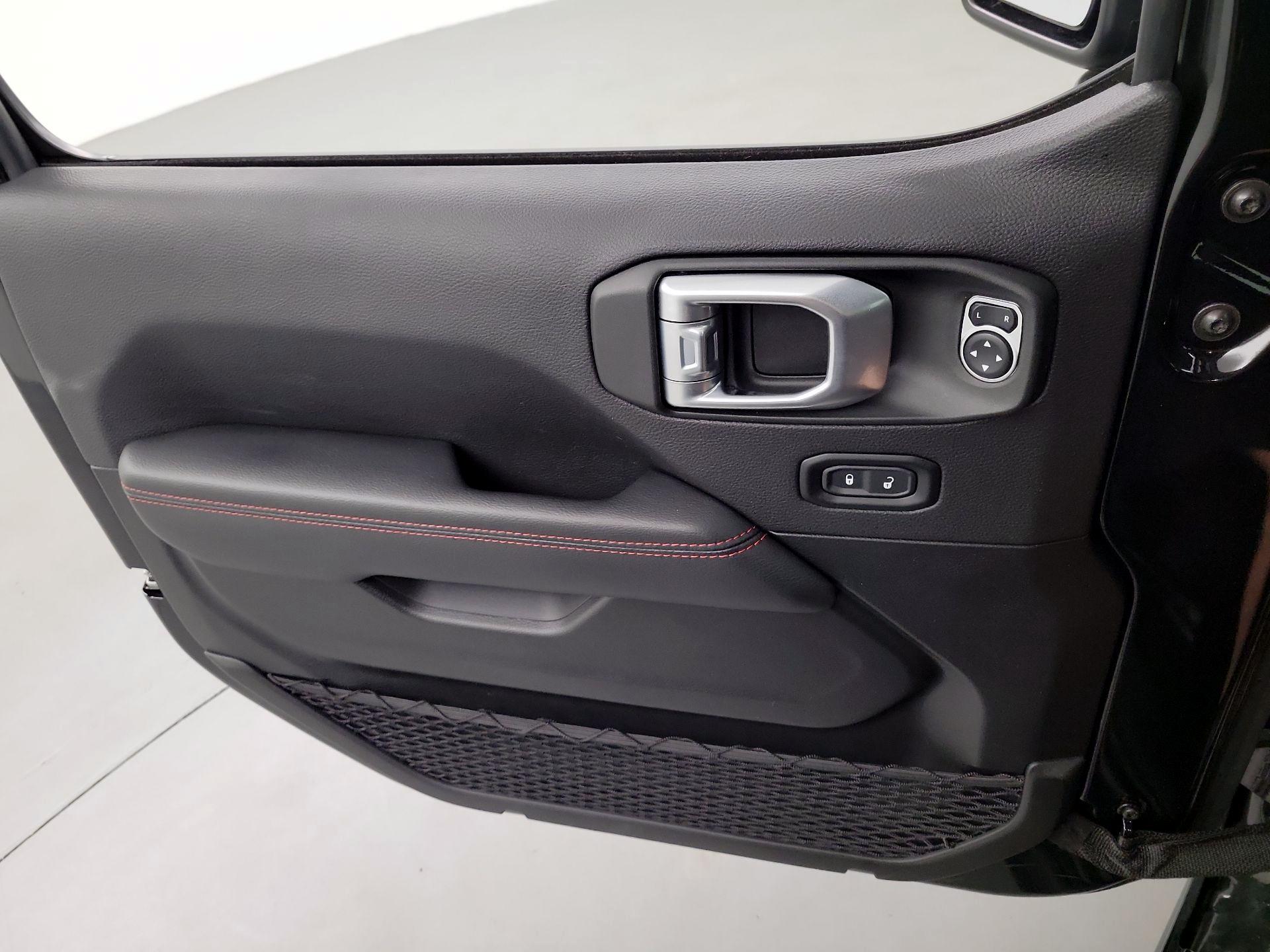 Thumbnail: 2022 Jeep Wrangler - 12