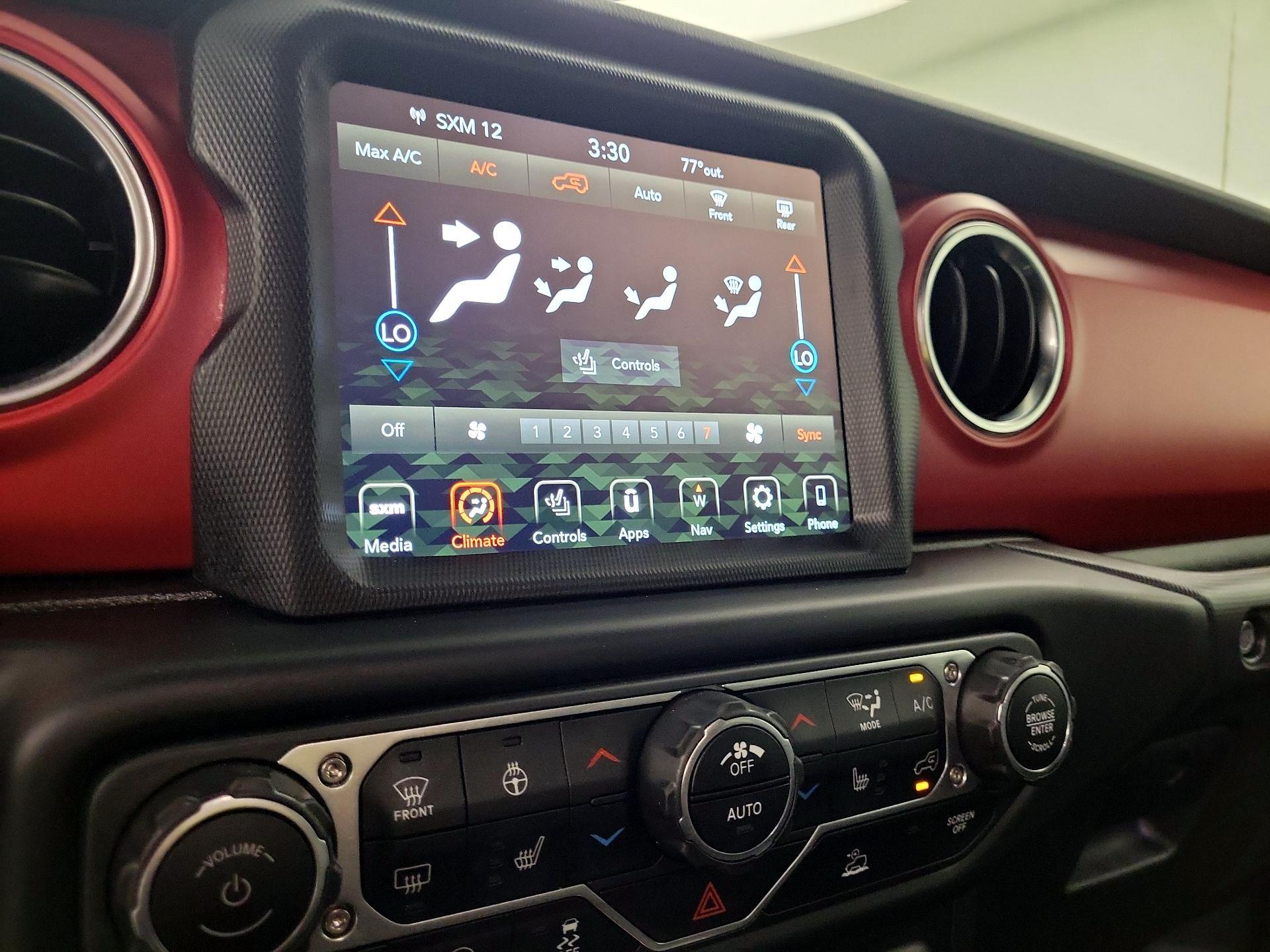 Thumbnail: 2022 Jeep Wrangler - 17