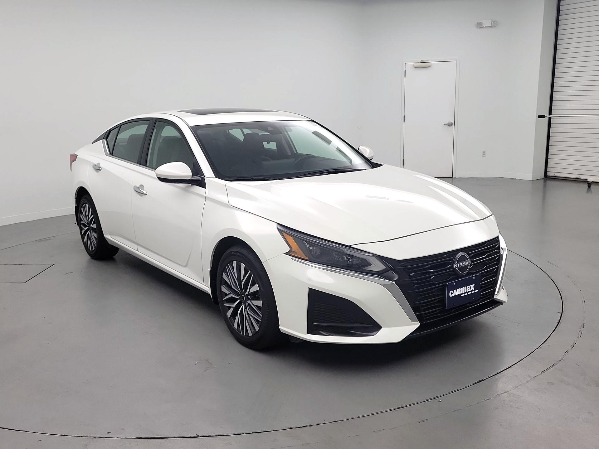 Thumbnail: 2024 Nissan Altima - 1