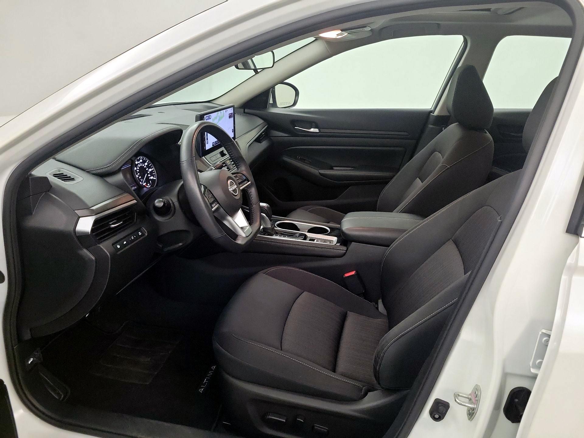 Thumbnail: 2024 Nissan Altima - 9