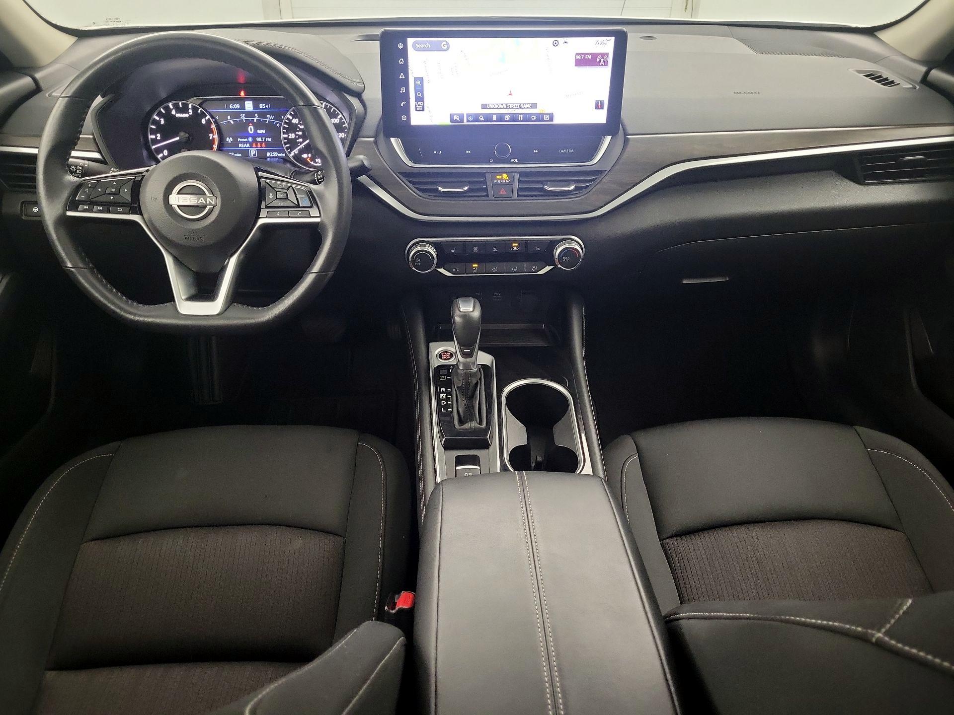 Thumbnail: 2024 Nissan Altima - 8