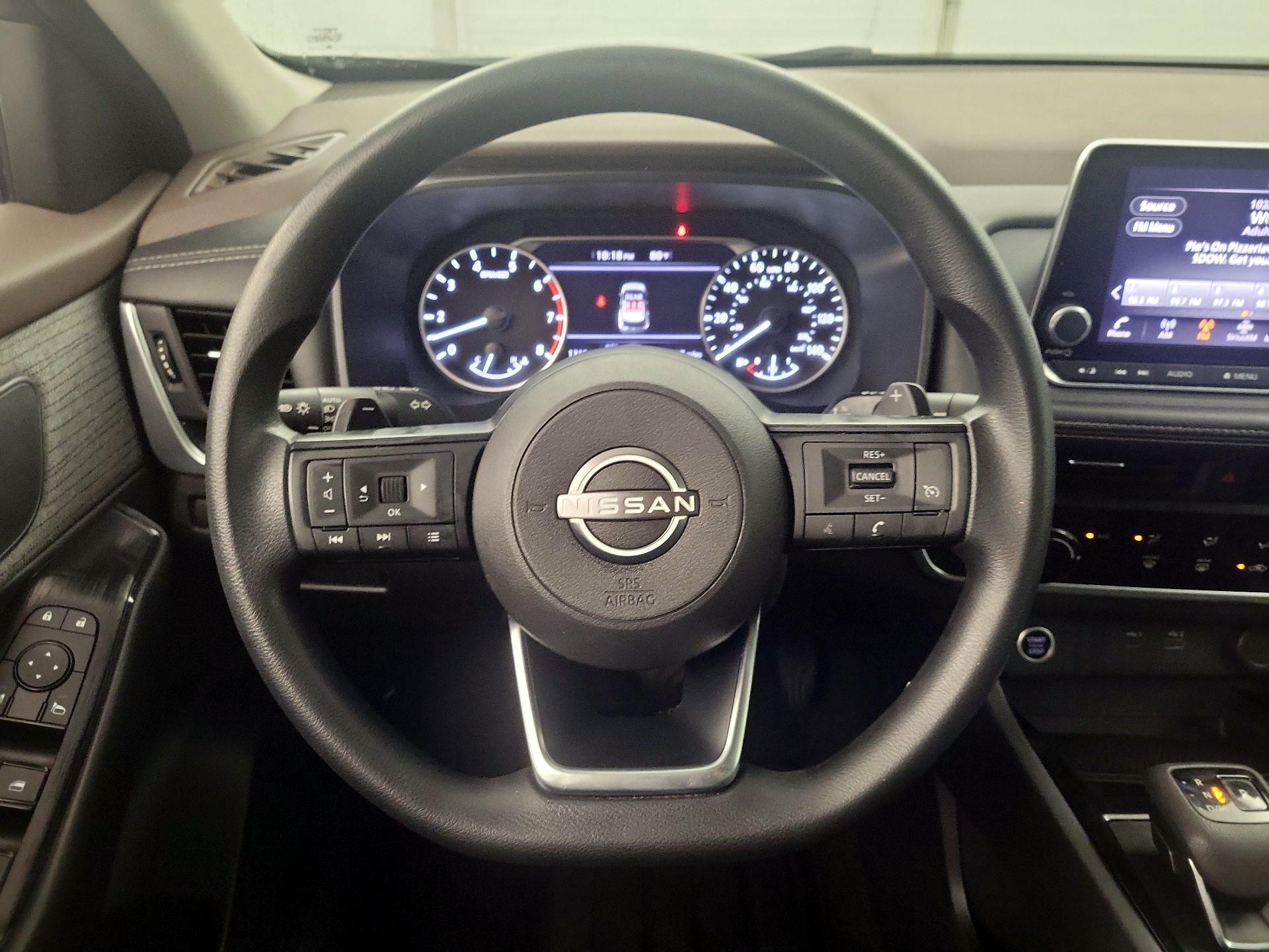 Thumbnail: 2023 Nissan Rogue - 10