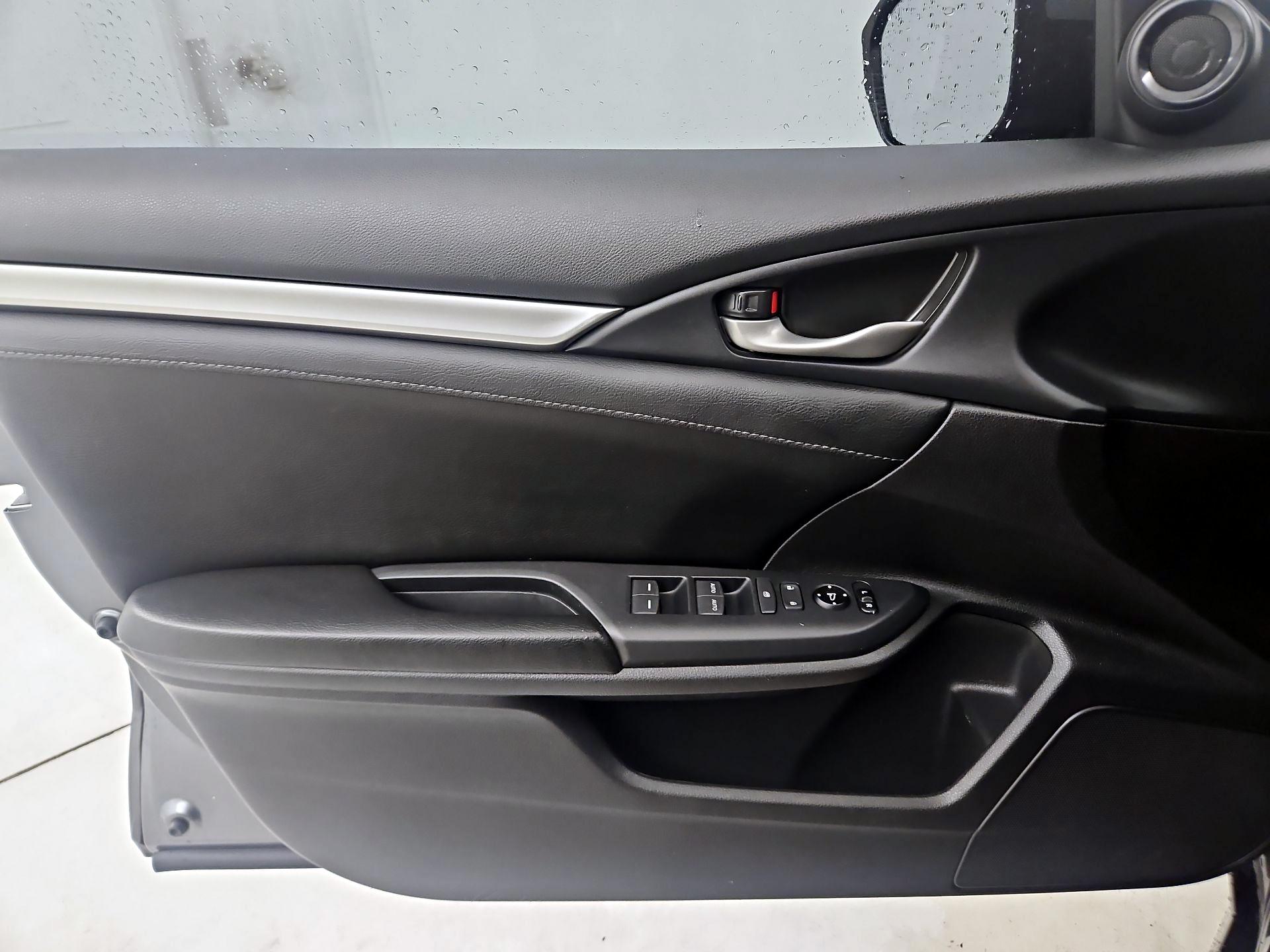 Thumbnail: 2018 Honda Civic - 12