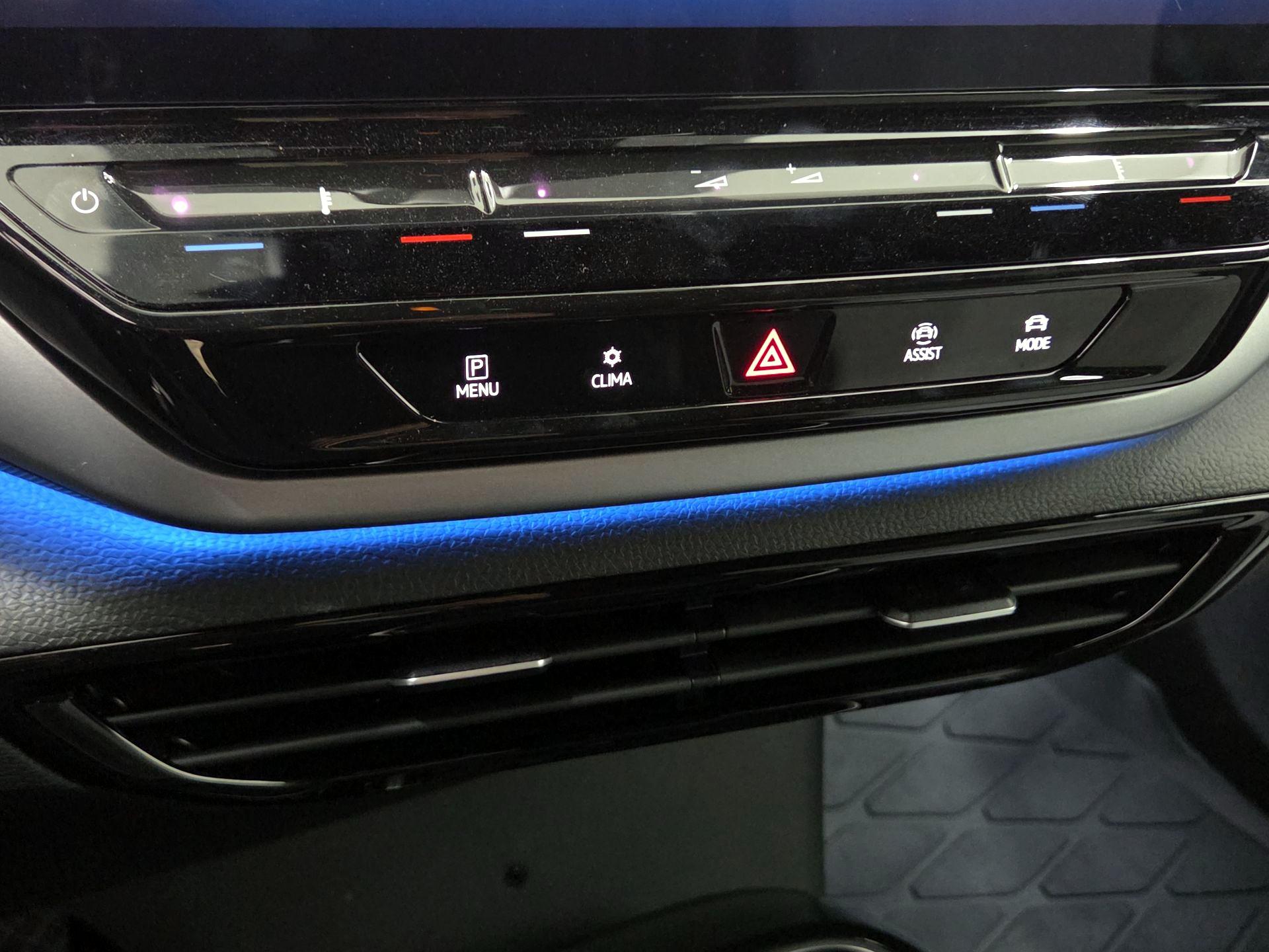 Thumbnail: 2024 Volkswagen ID.4 - 16