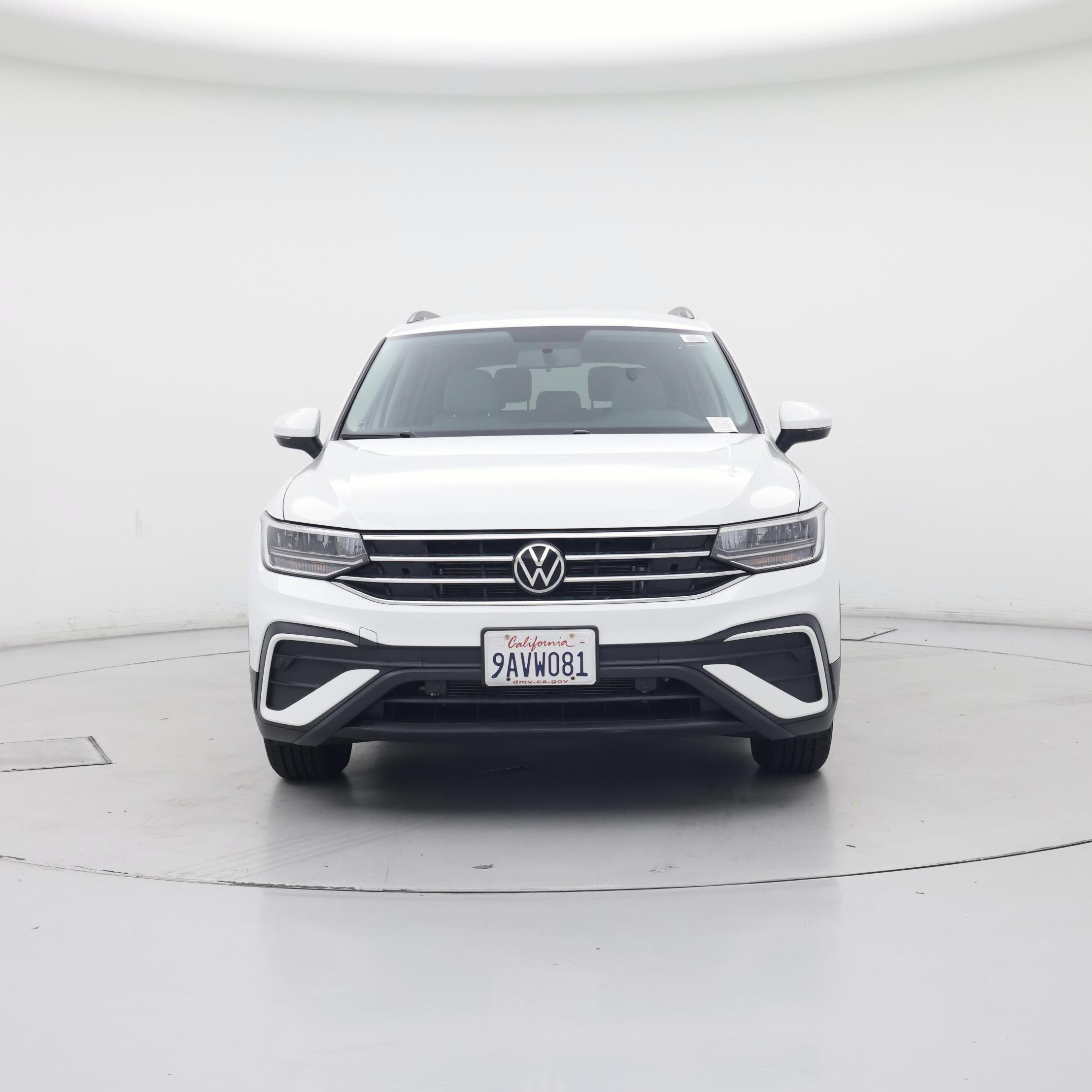 Thumbnail: 2022 Volkswagen Tiguan - 5