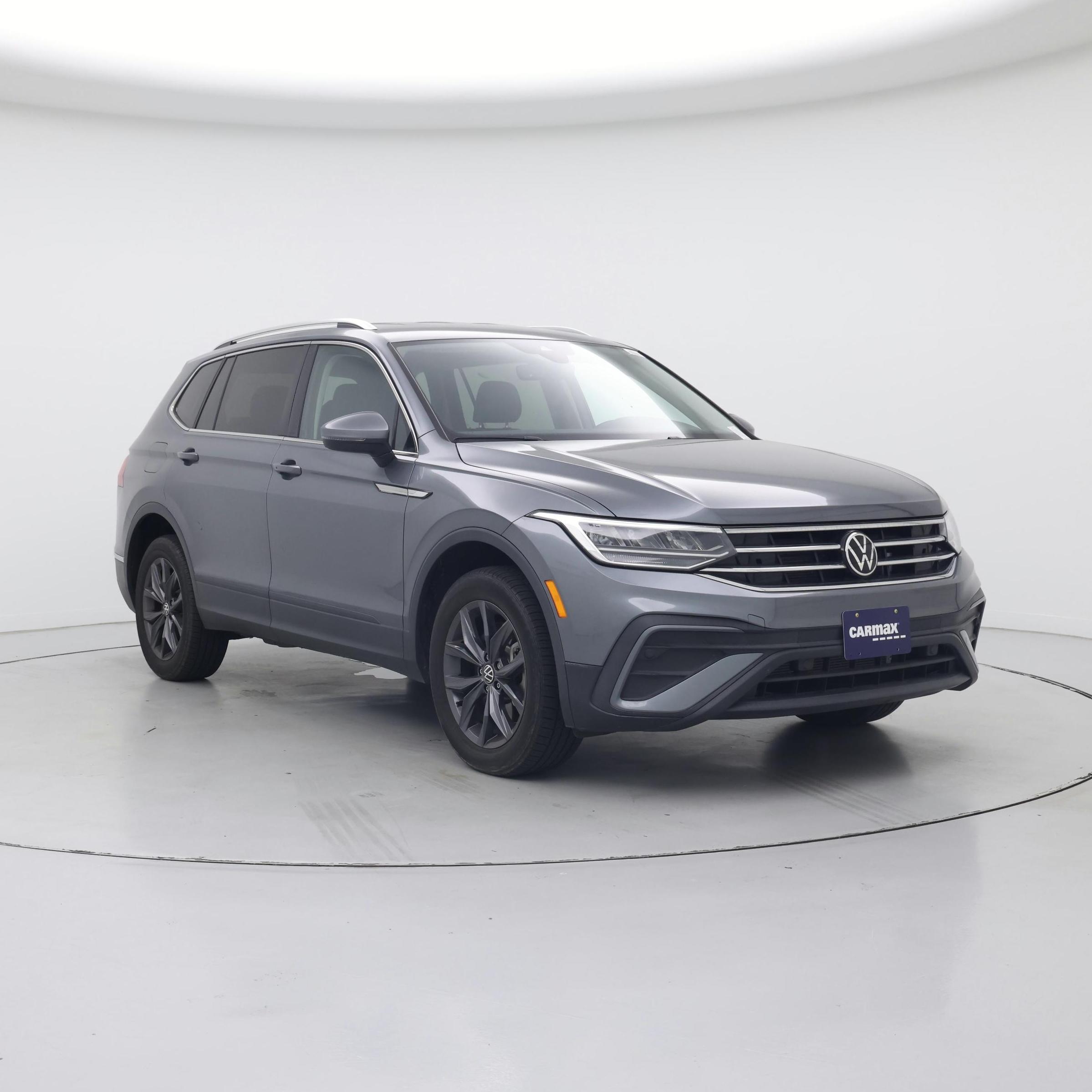 Gray 2023 Volkswagen Tiguan SUV / Crossover Front-Wheel Drive Automatic