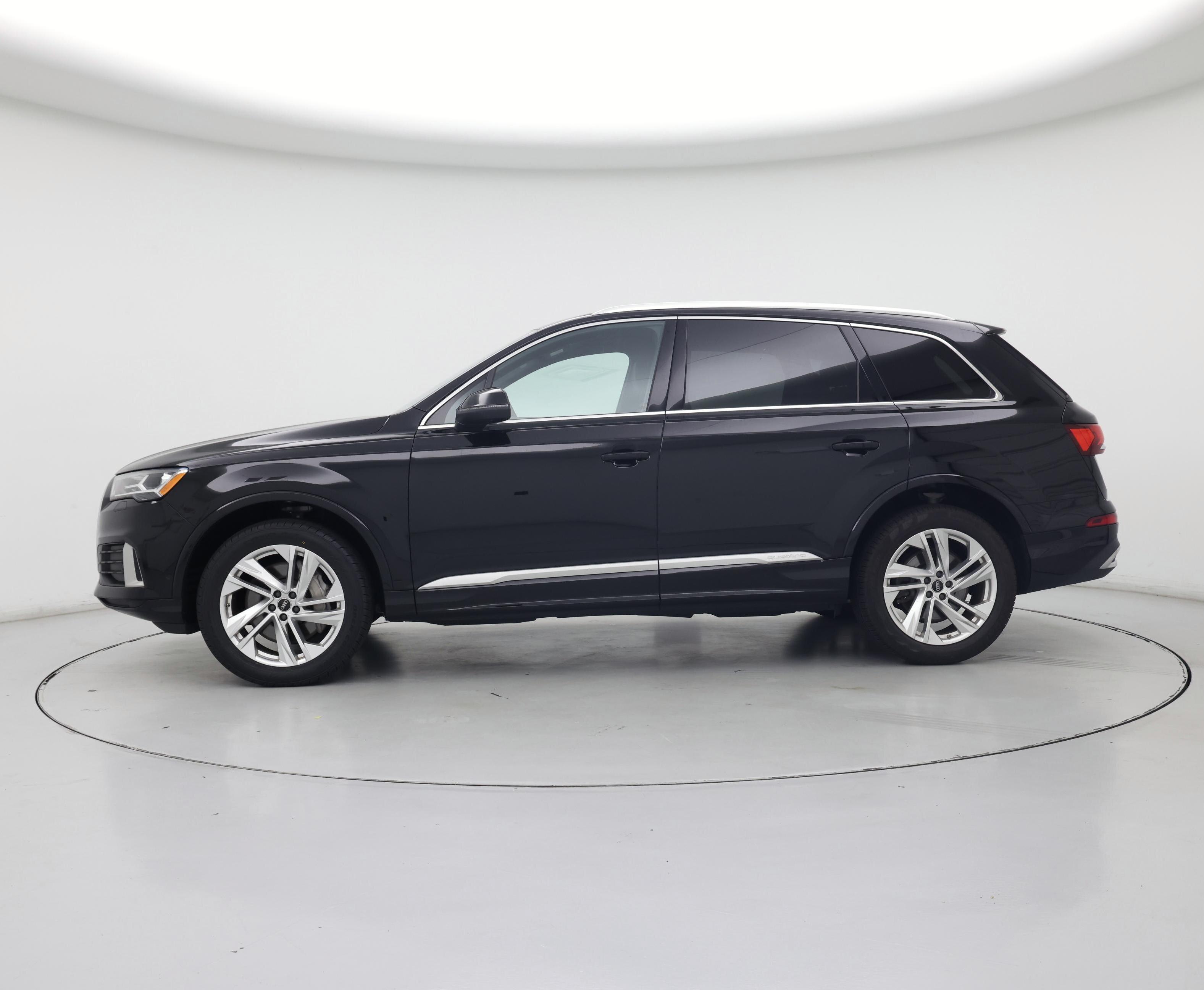Thumbnail: 2023 Audi Q7 - 3