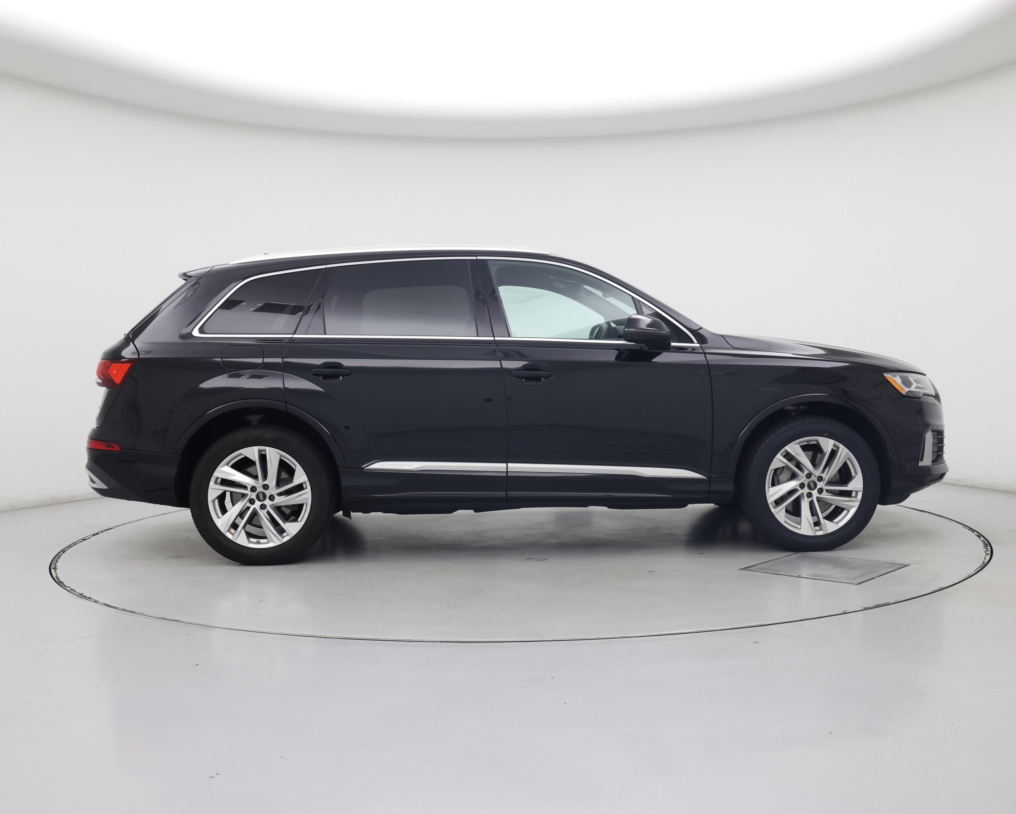 Thumbnail: 2023 Audi Q7 - 7