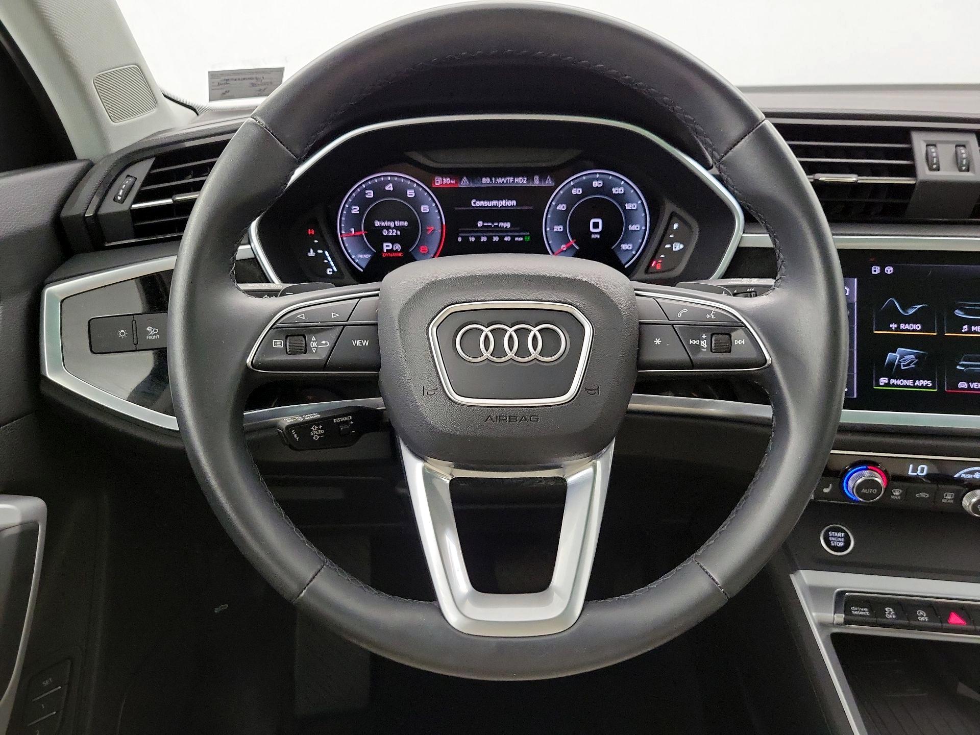 Thumbnail: 2024 Audi Q3 - 10