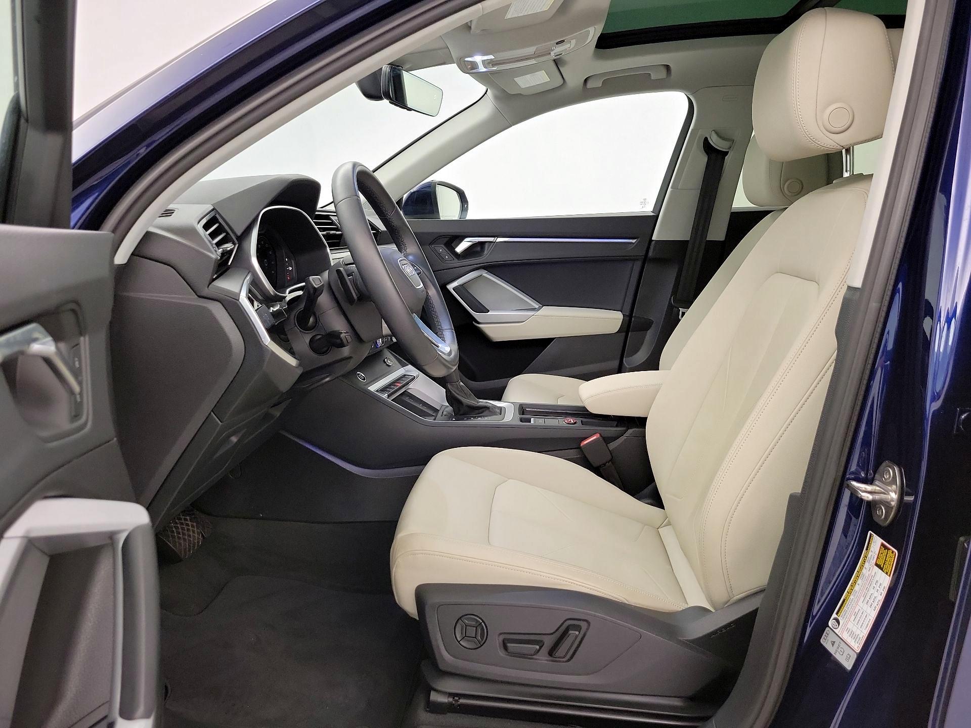 Thumbnail: 2024 Audi Q3 - 11