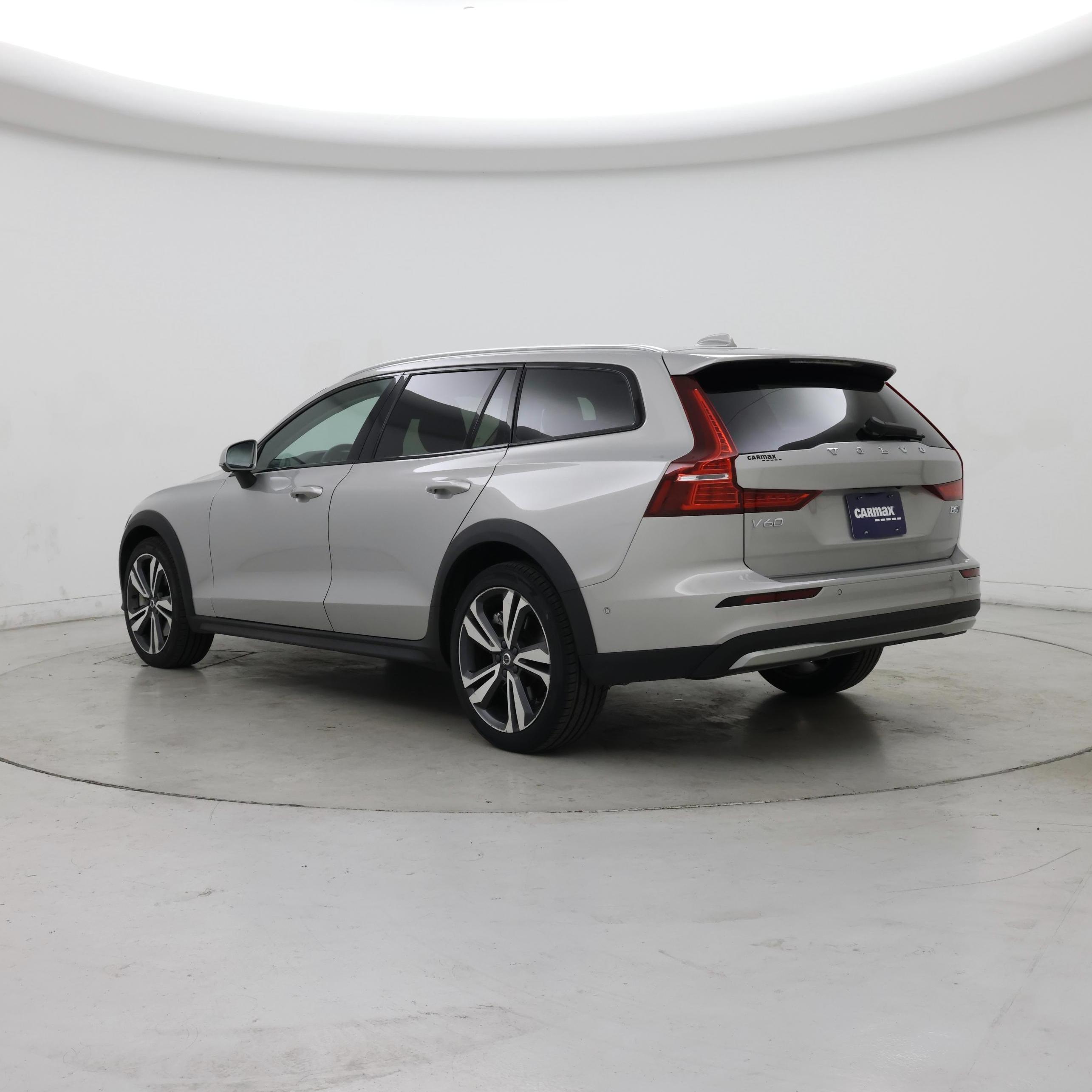 Thumbnail: 2025 Volvo S60 - 2