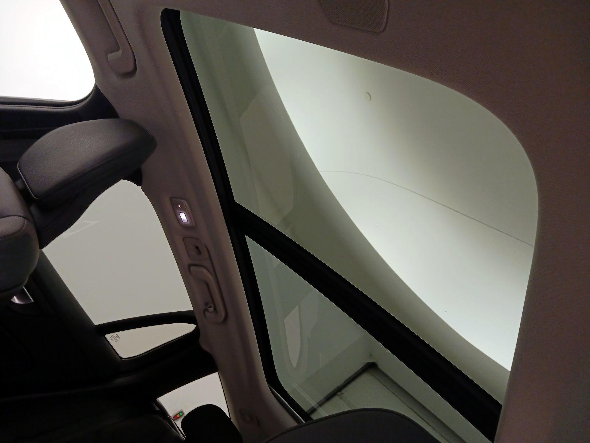Thumbnail: 2025 Volvo S60 - 19