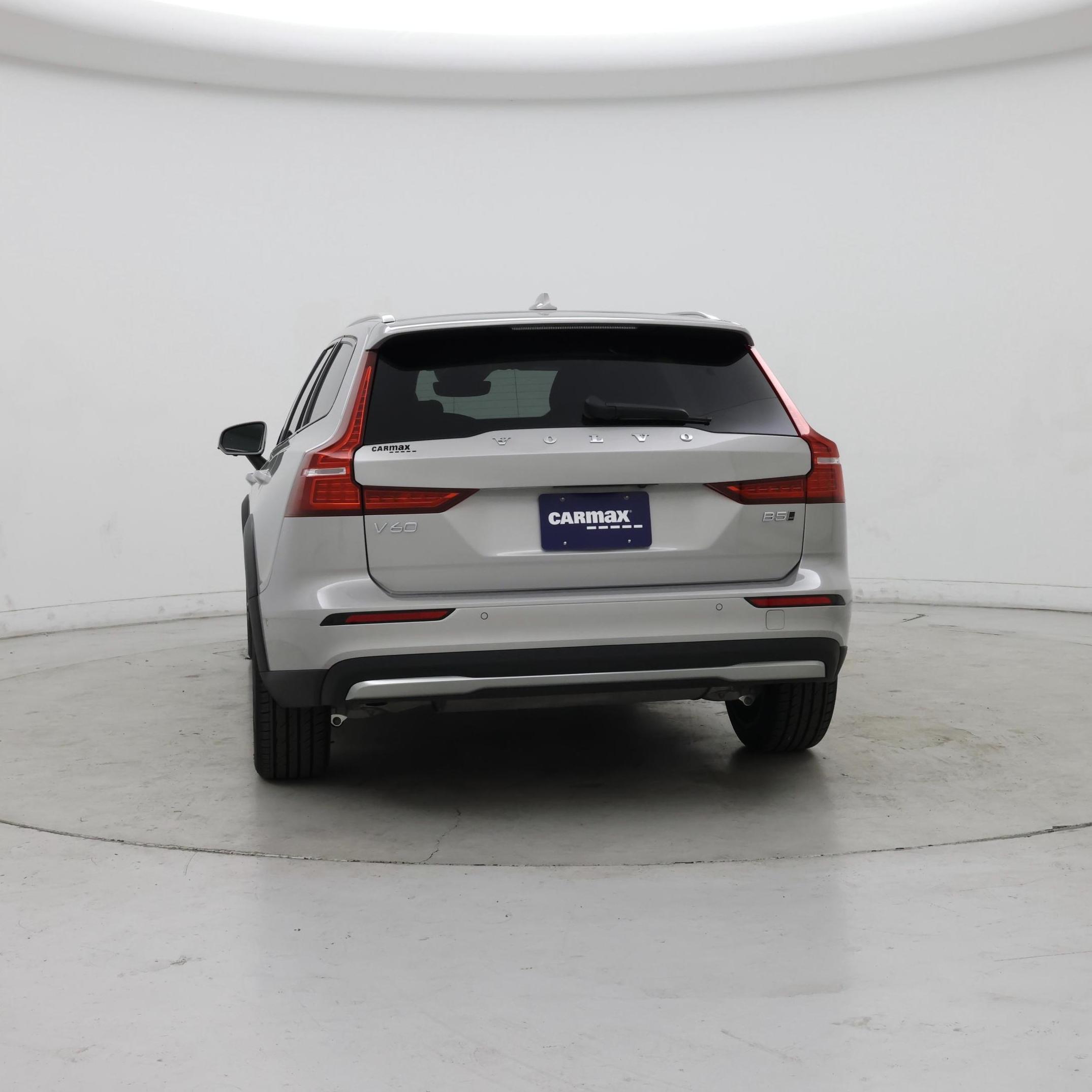 Thumbnail: 2025 Volvo S60 - 6