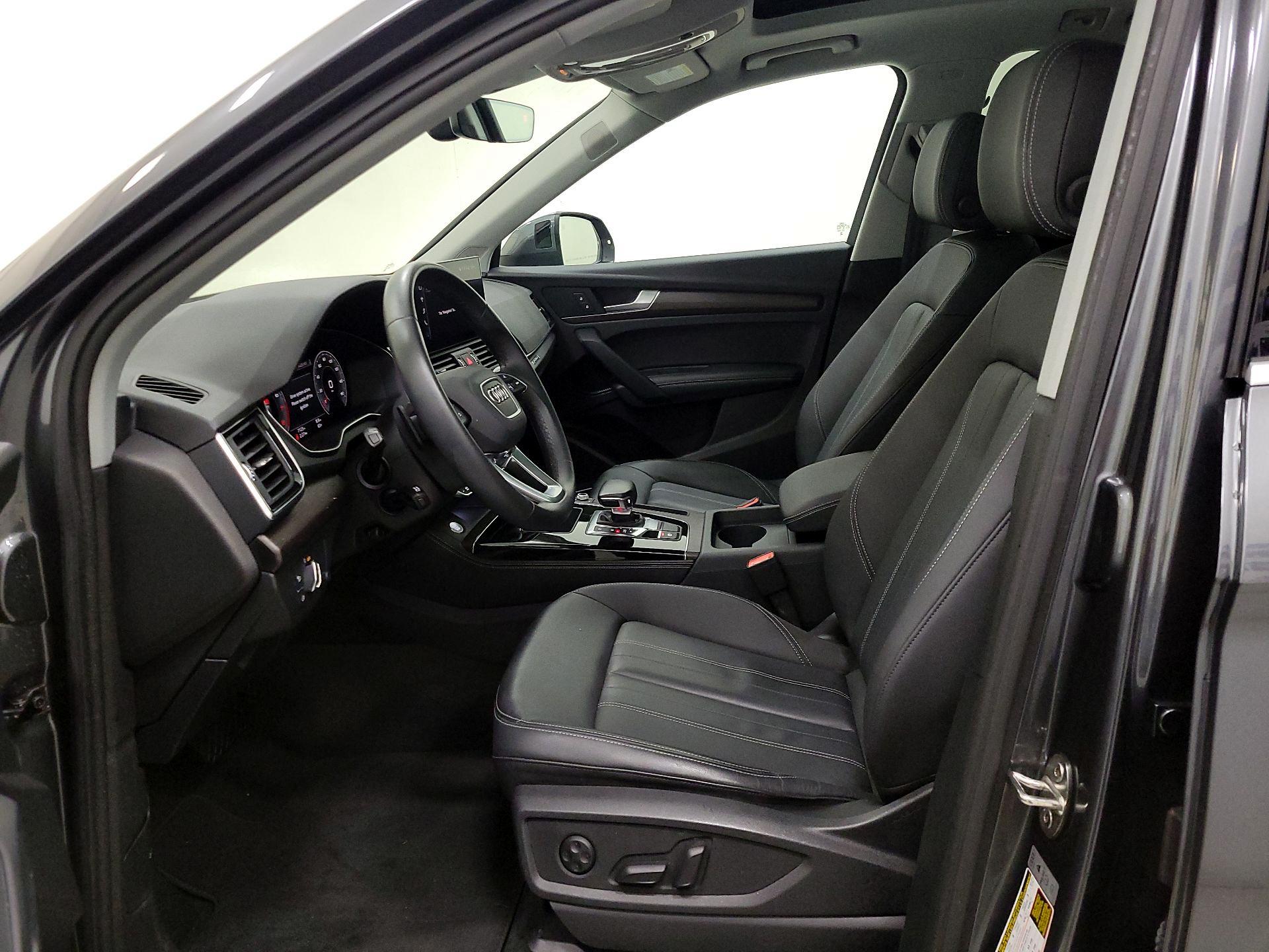 Thumbnail: 2023 Audi Q5 - 11