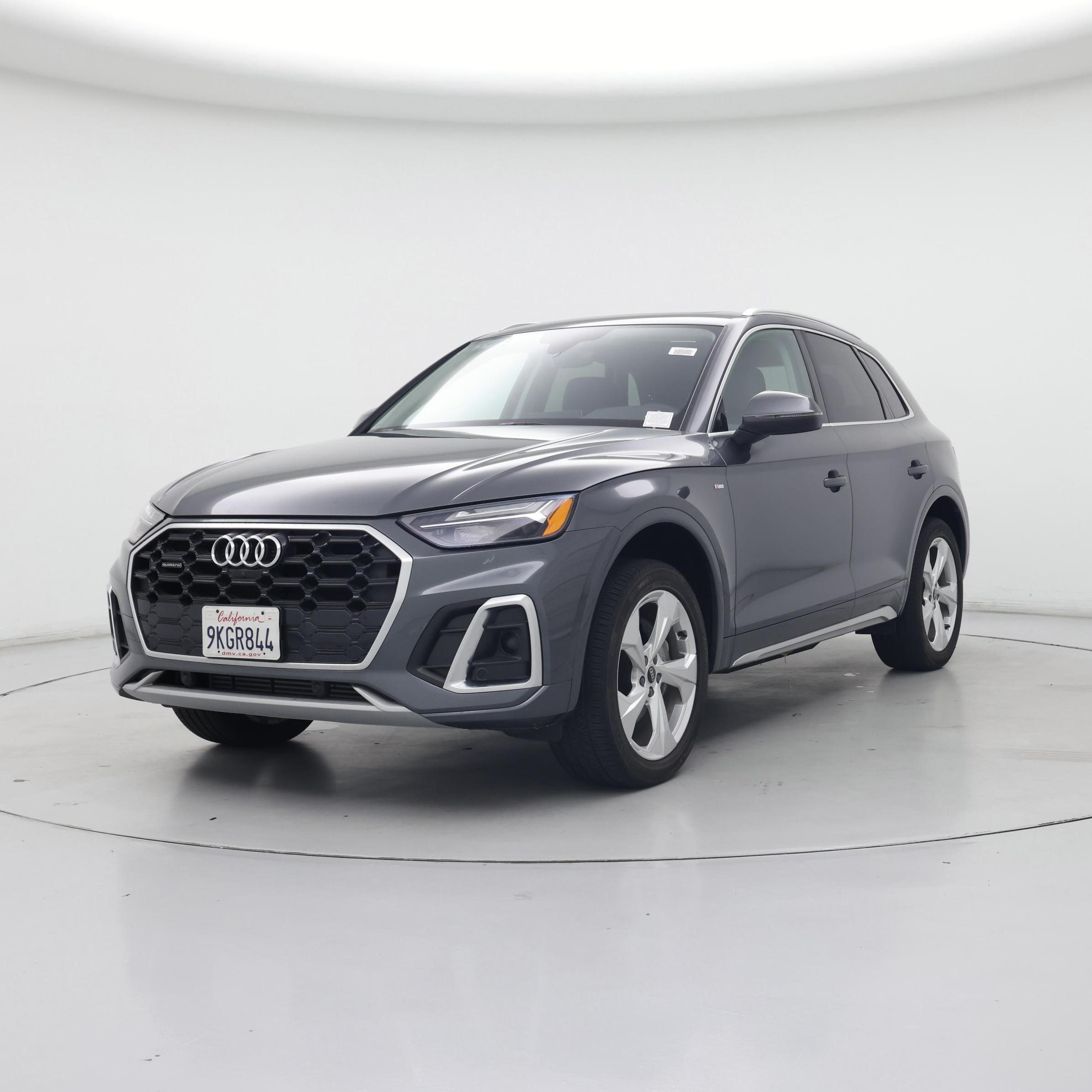 Thumbnail: 2023 Audi Q5 - 4