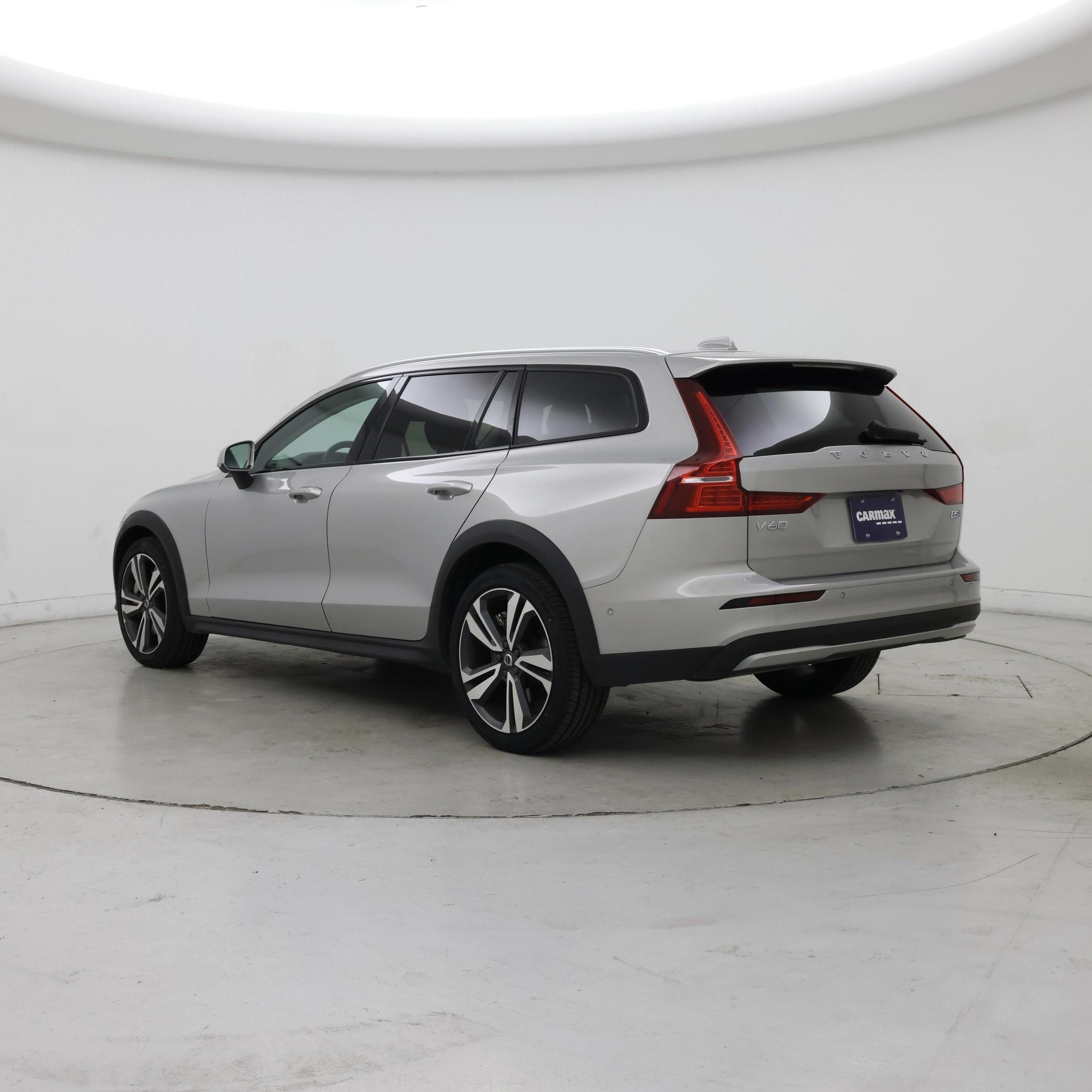 Thumbnail: 2025 Volvo S60 - 2