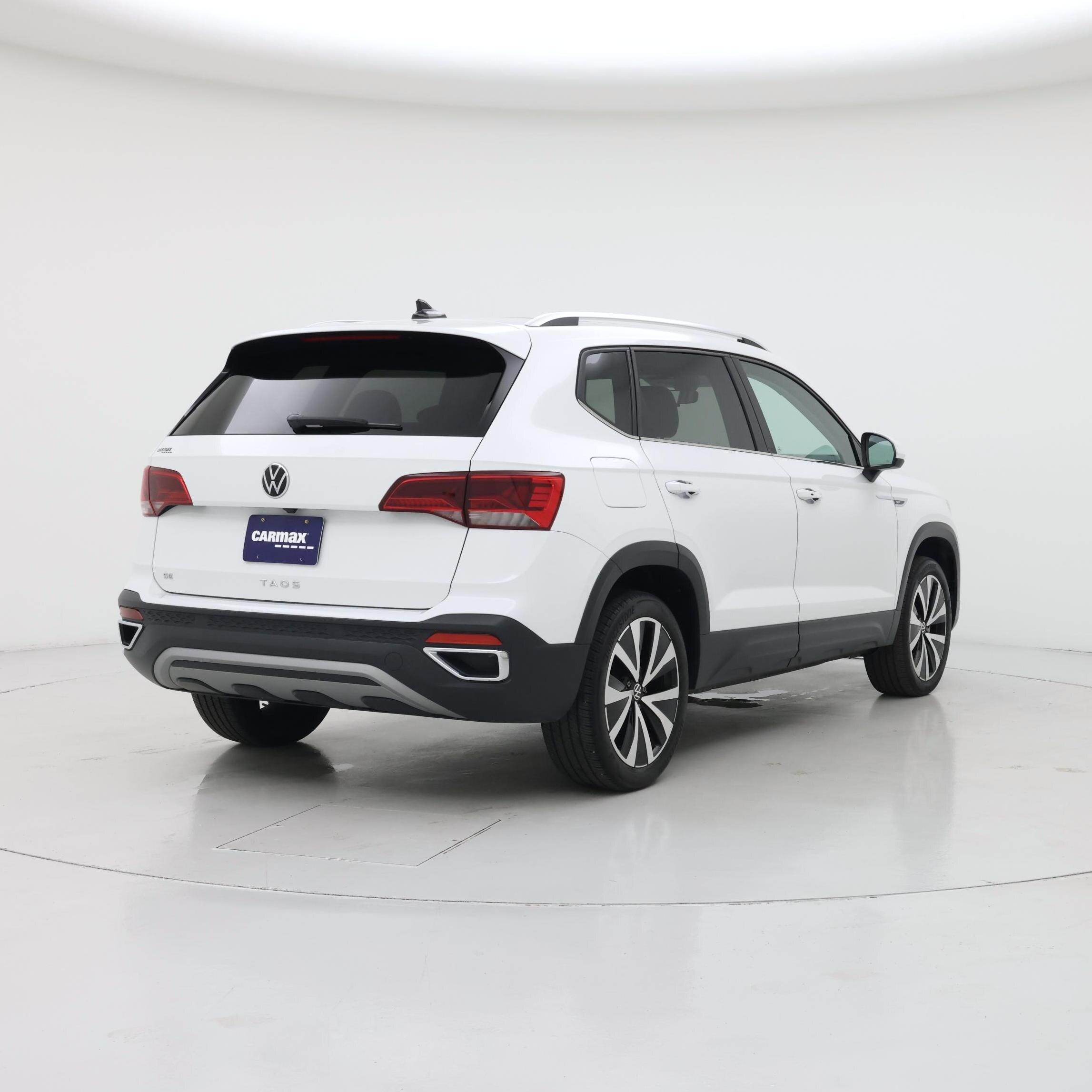 Thumbnail: 2023 Volkswagen Taos - 8