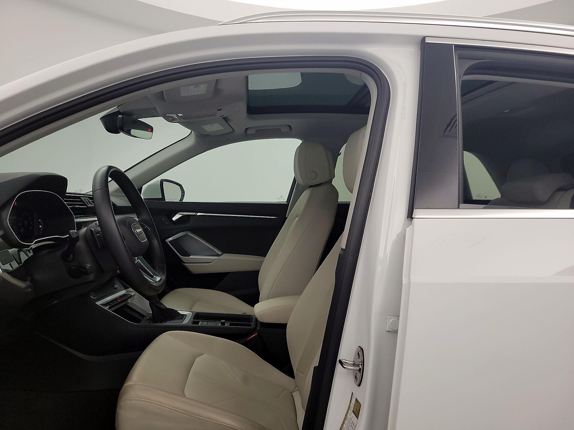Thumbnail: 2022 Audi Q3 - 19
