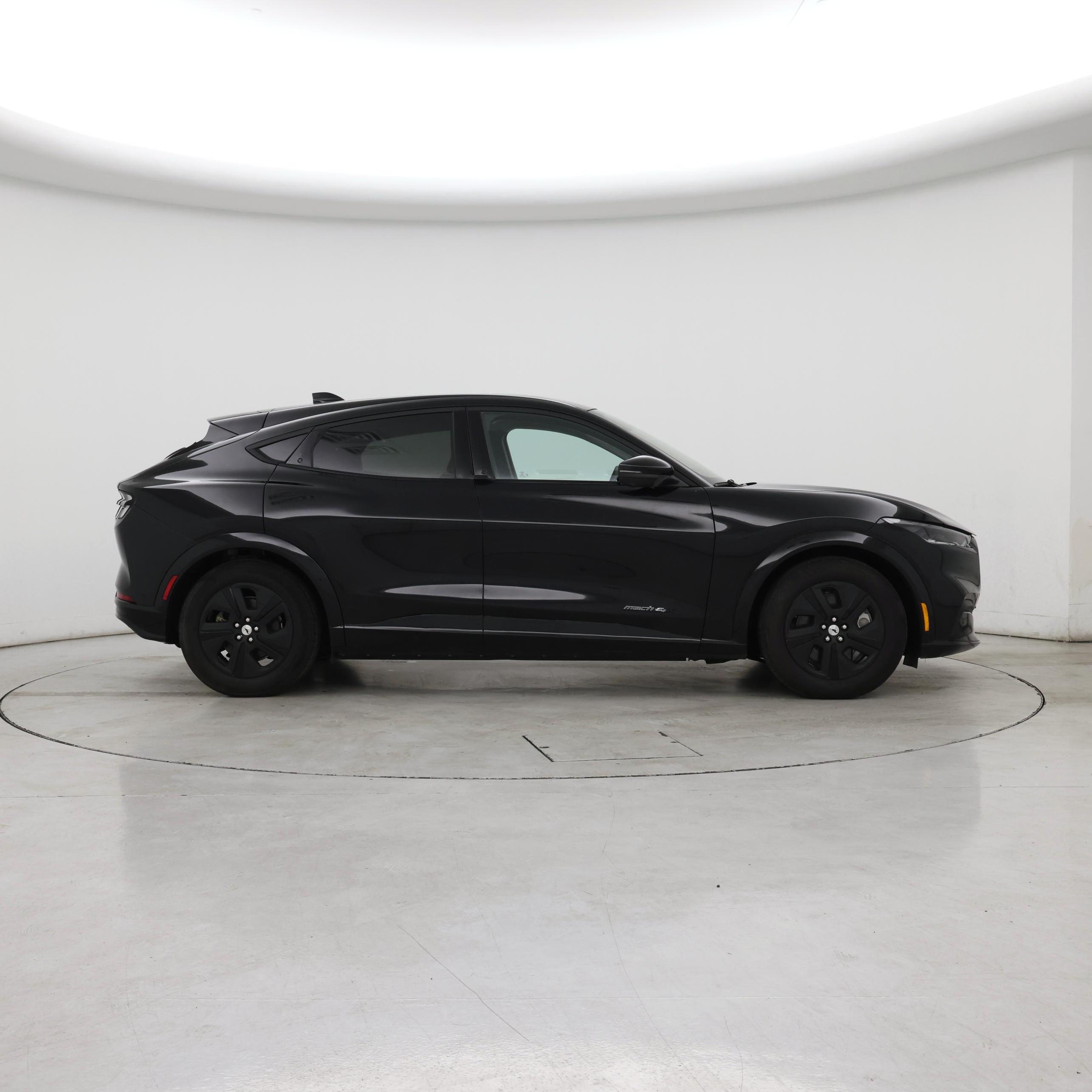 Thumbnail: 2022 Ford Mustang Mach-E - 7