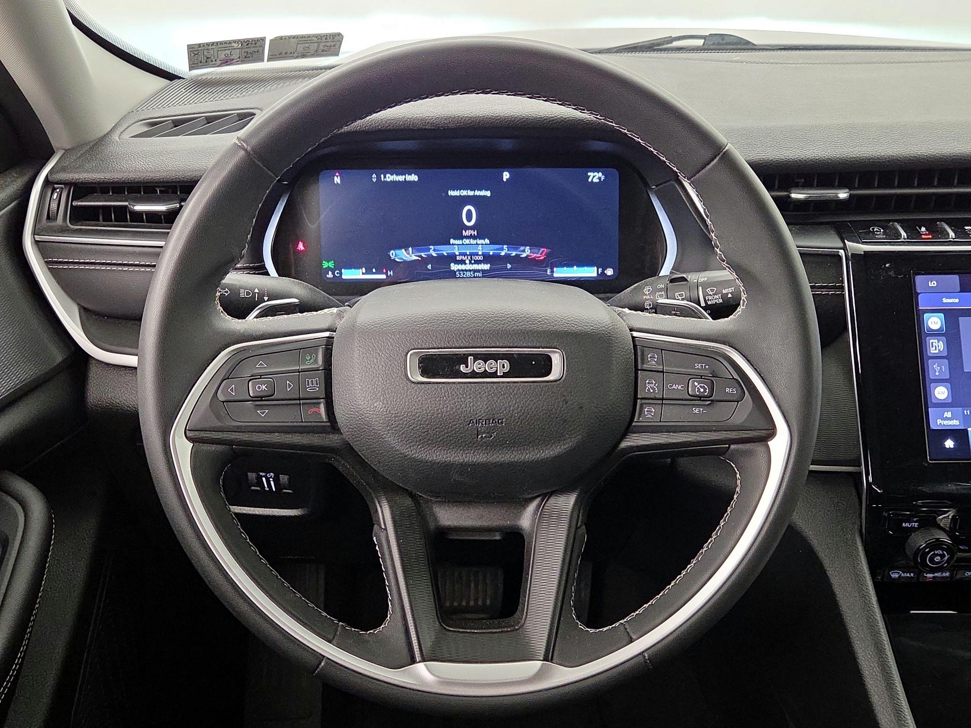 Thumbnail: 2023 Jeep Grand Cherokee - 10