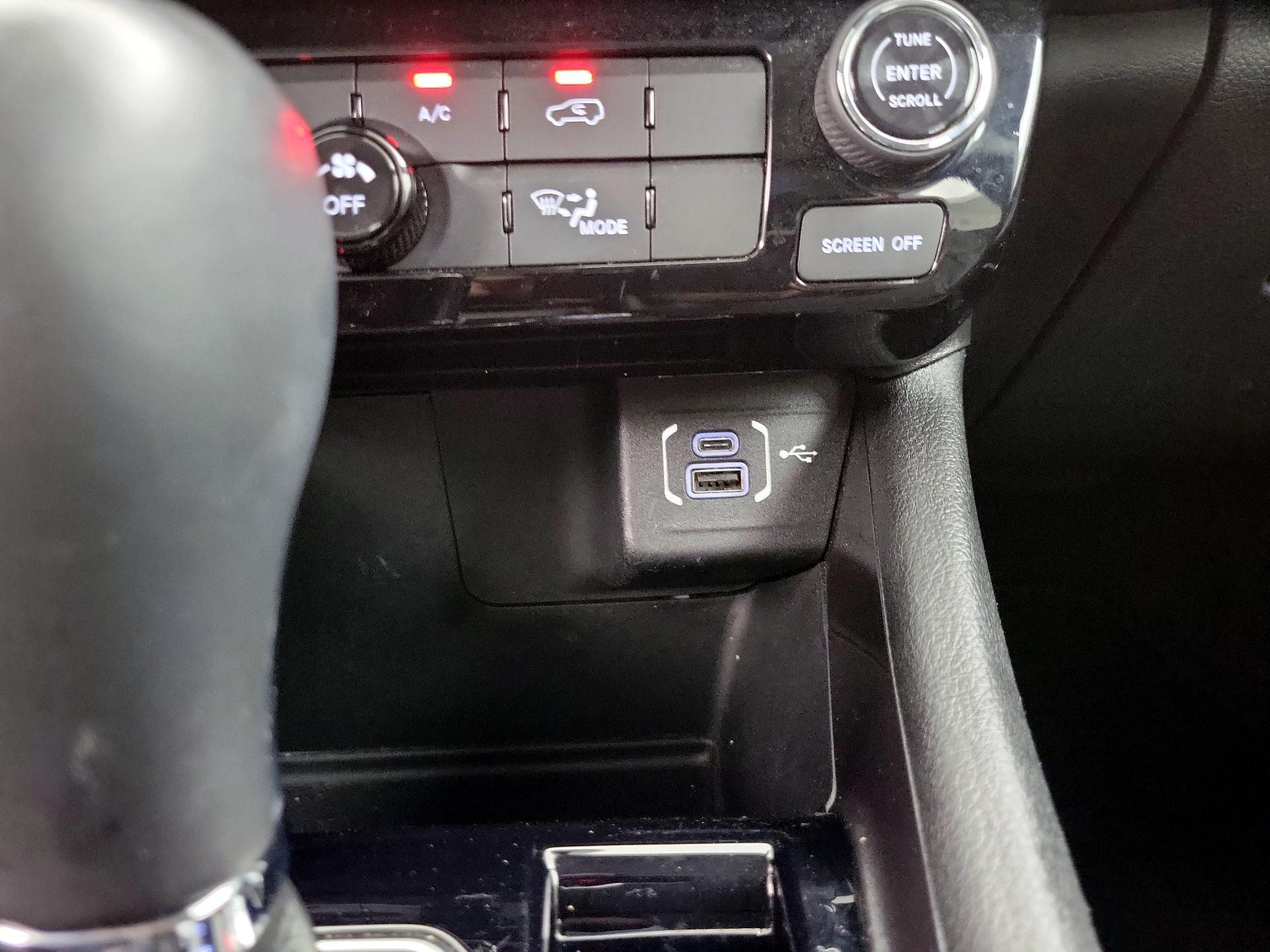 Thumbnail: 2022 Jeep Compass - 18
